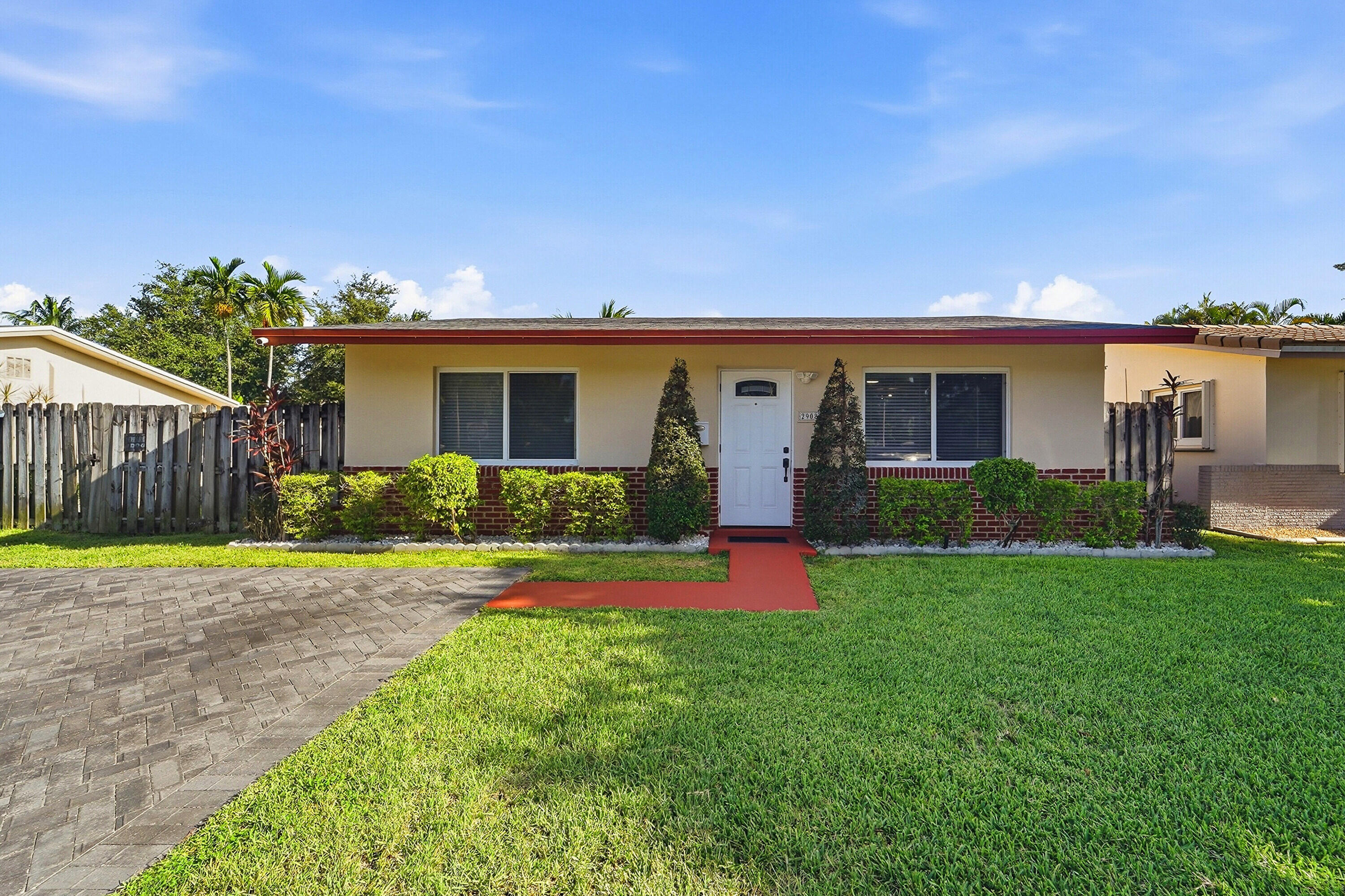 2908 NW 48TH, Tamarac FL 33309