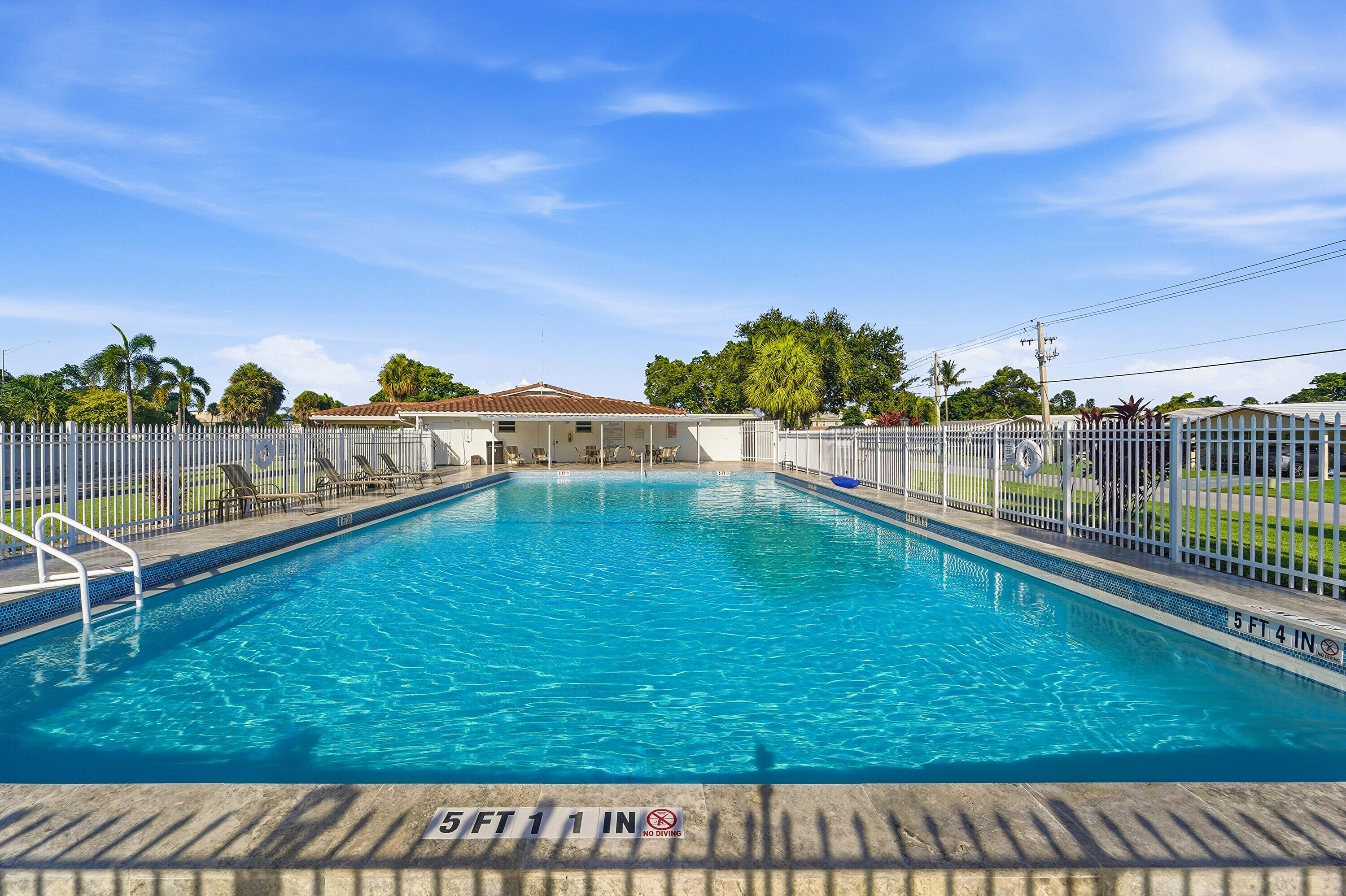 2908 NW 48TH, Tamarac FL 33309