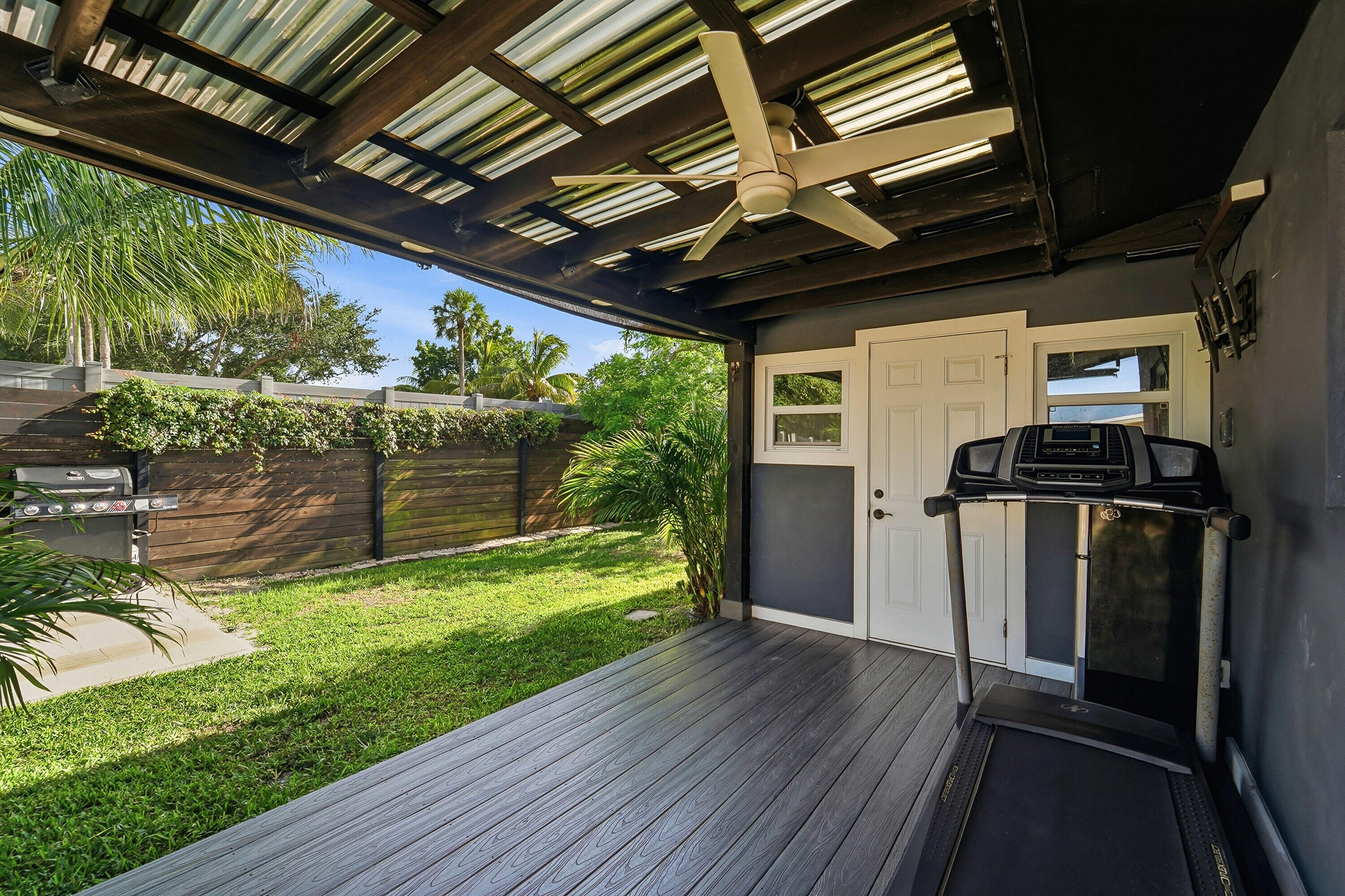 2908 NW 48TH, Tamarac FL 33309
