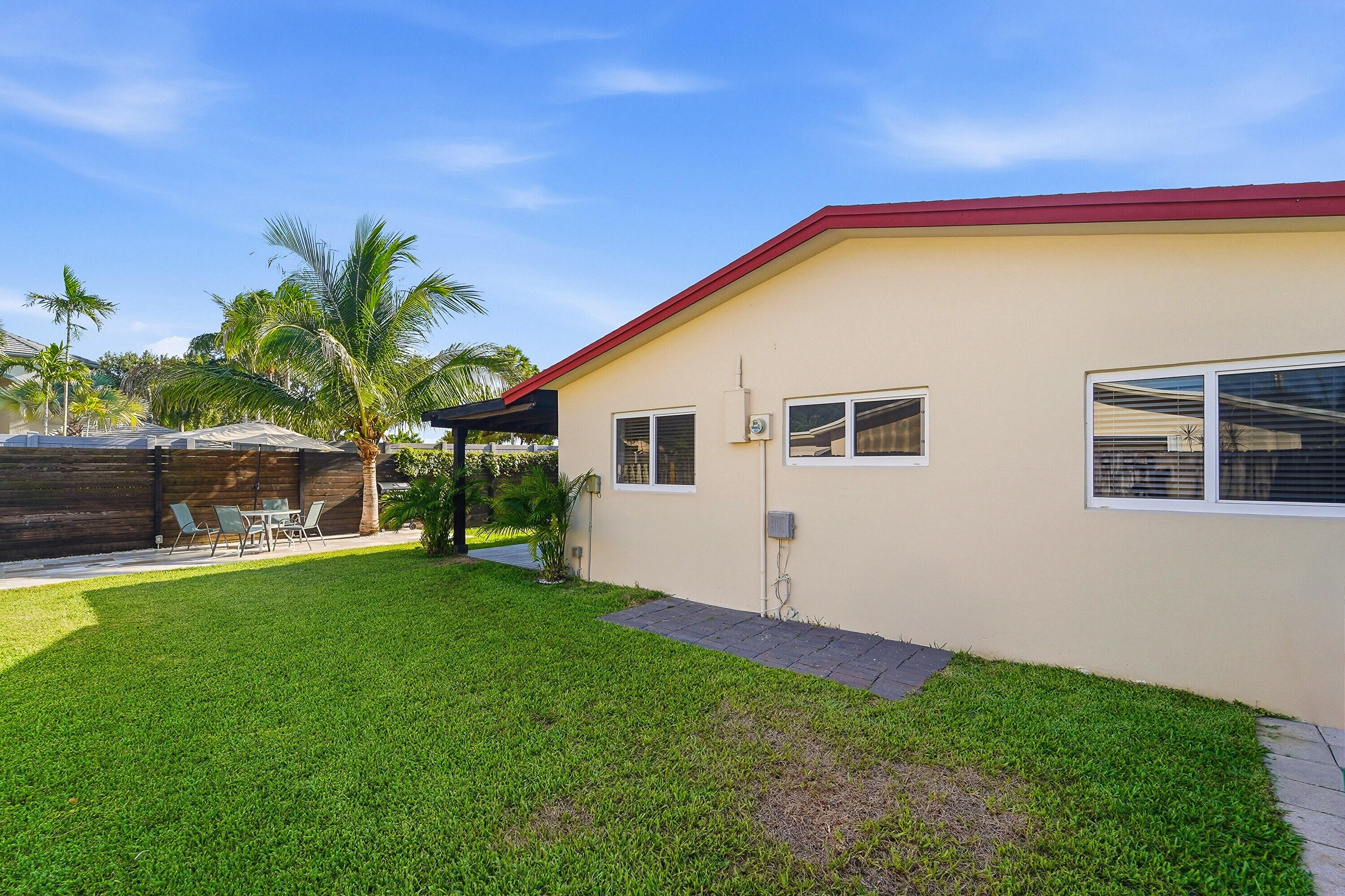 2908 NW 48TH, Tamarac FL 33309