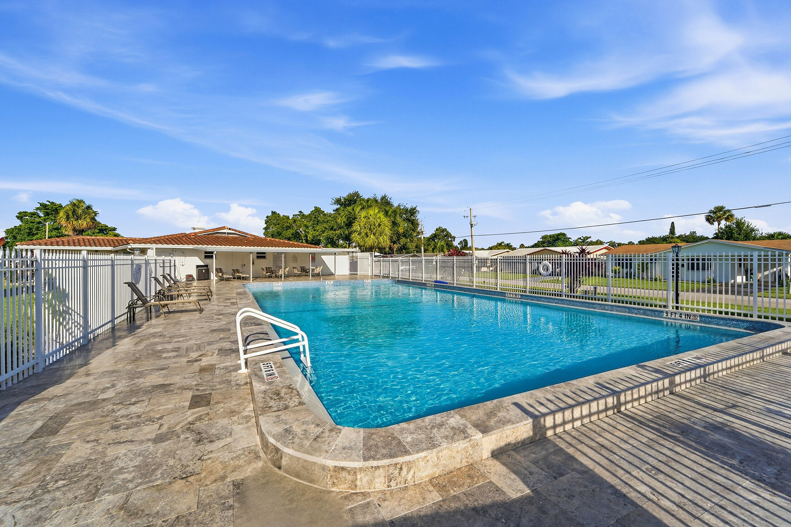 2908 NW 48TH, Tamarac FL 33309