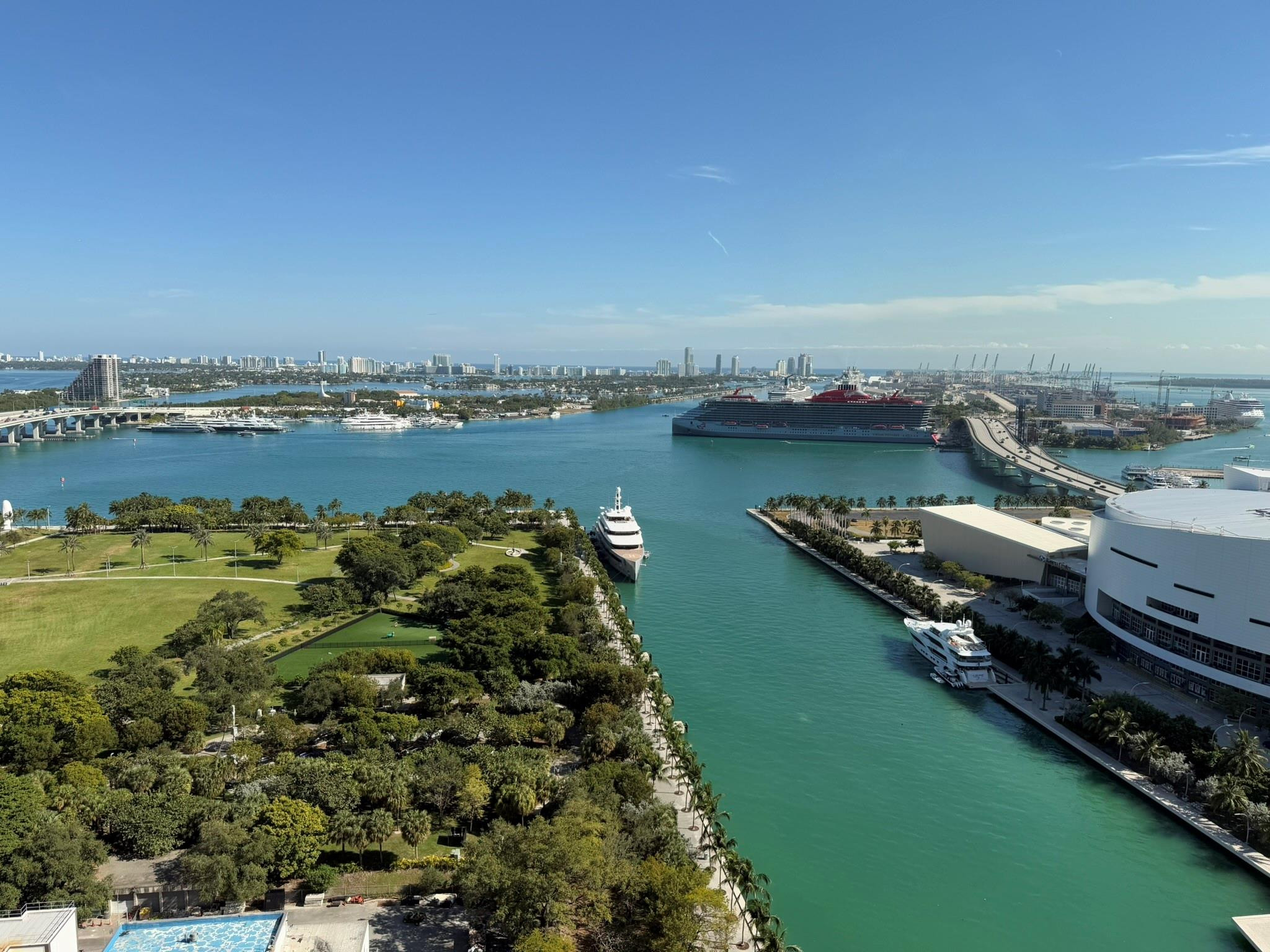900 Biscayne #2807, Miami FL 33132