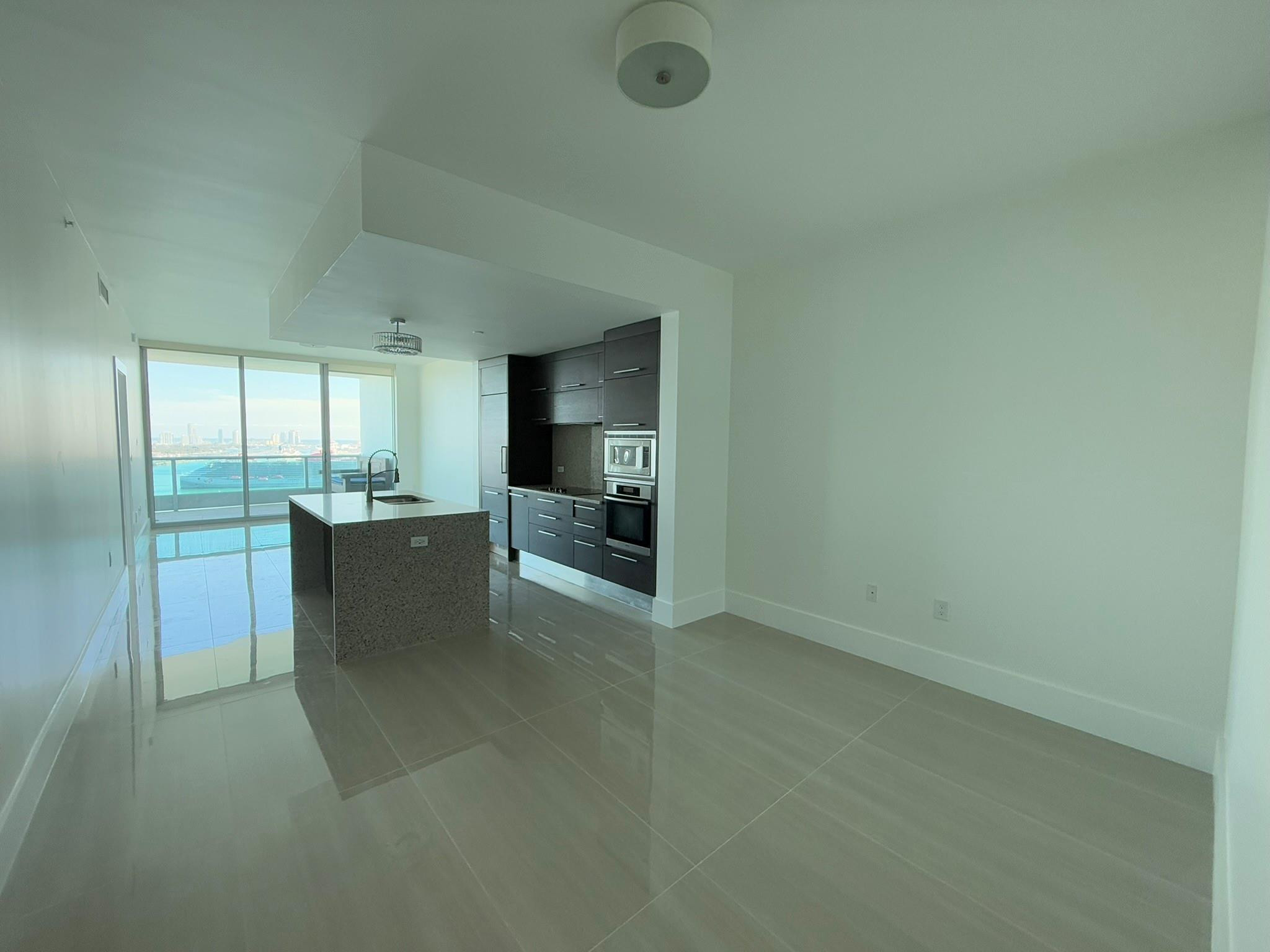 900 Biscayne #2807, Miami FL 33132