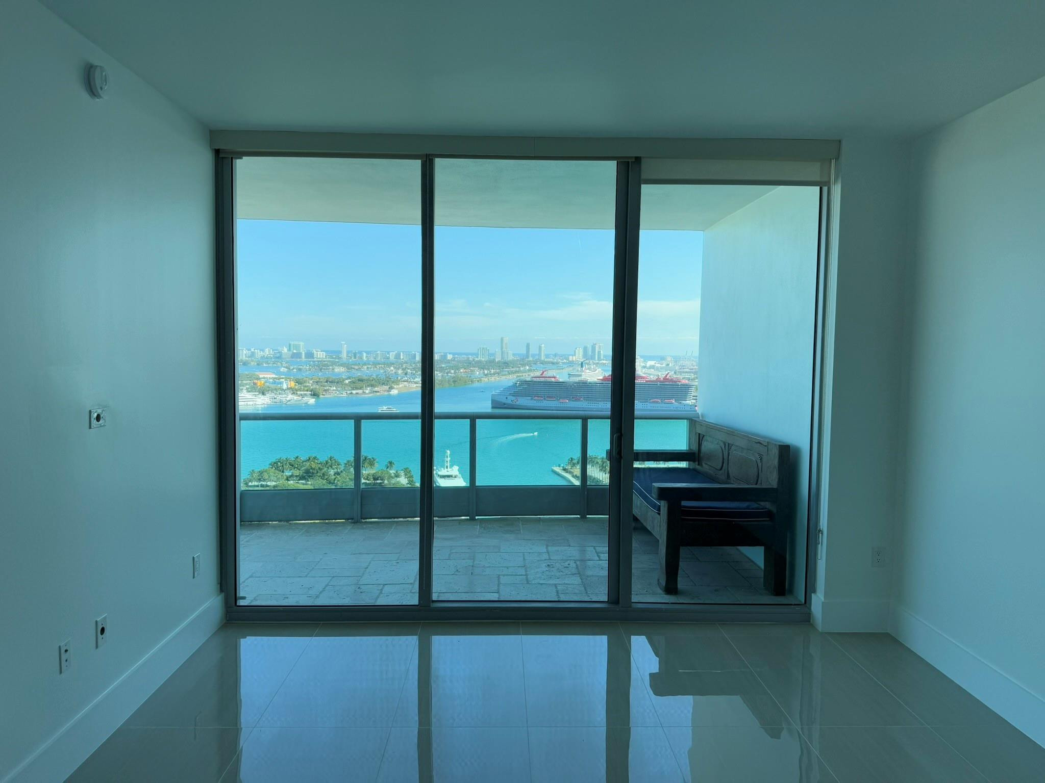 900 Biscayne #2807, Miami FL 33132