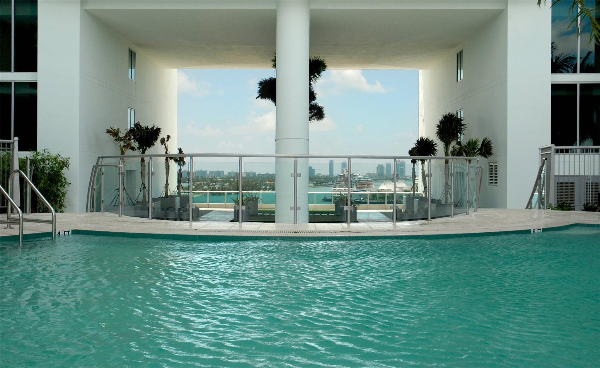 900 Biscayne #2807, Miami FL 33132