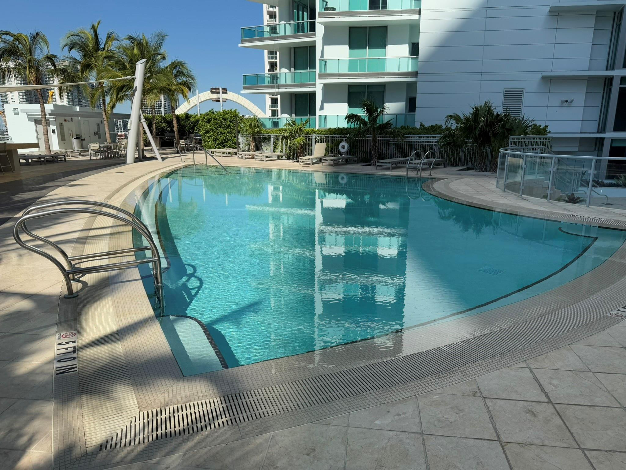 900 Biscayne #2807, Miami FL 33132