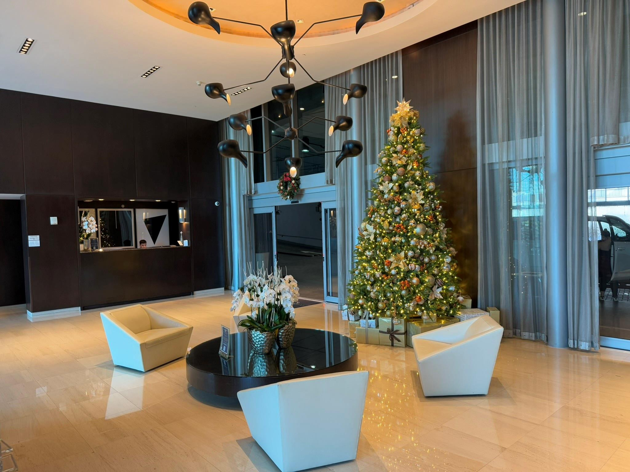 900 Biscayne #2807, Miami FL 33132