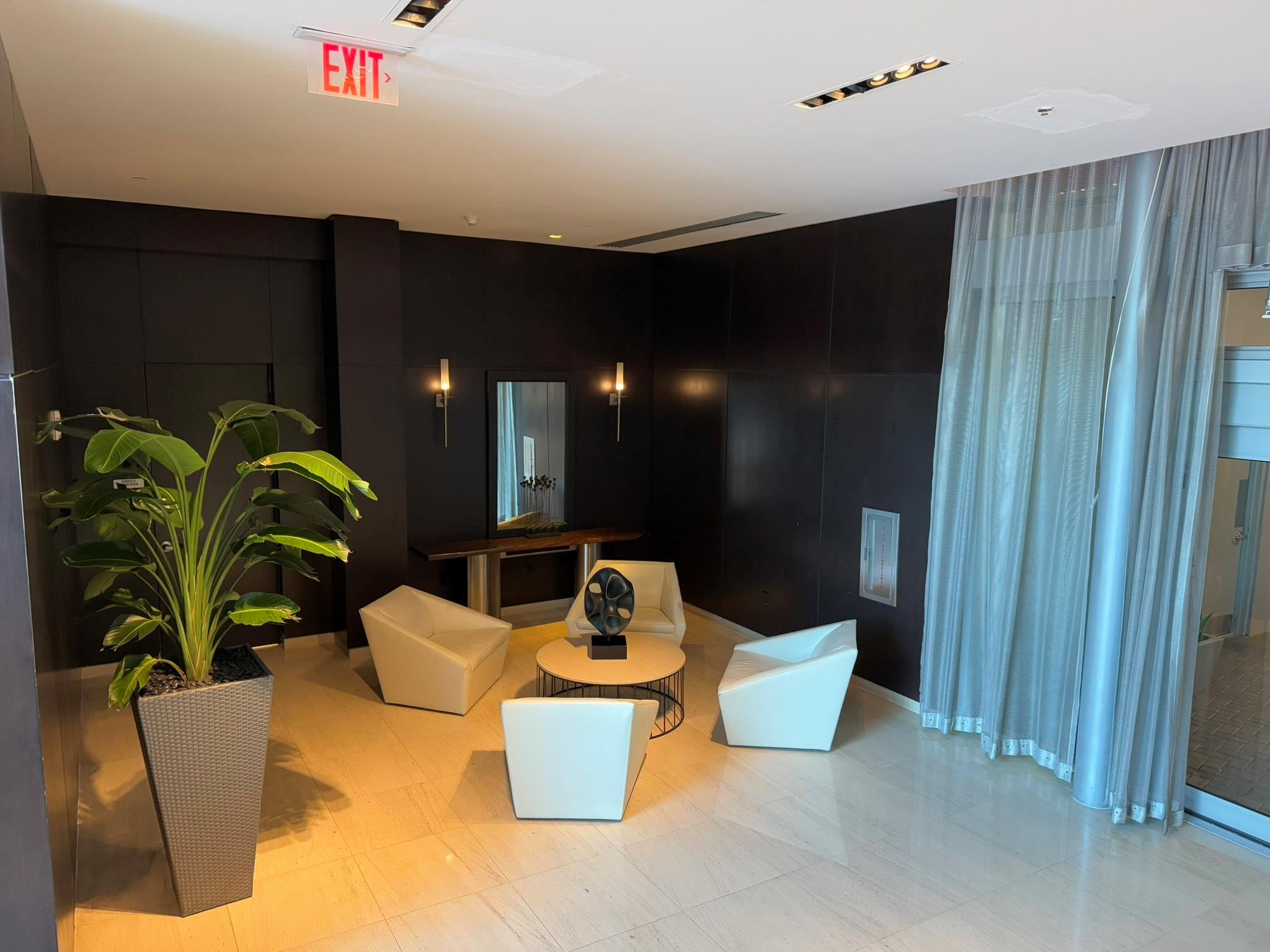 900 Biscayne #2807, Miami FL 33132