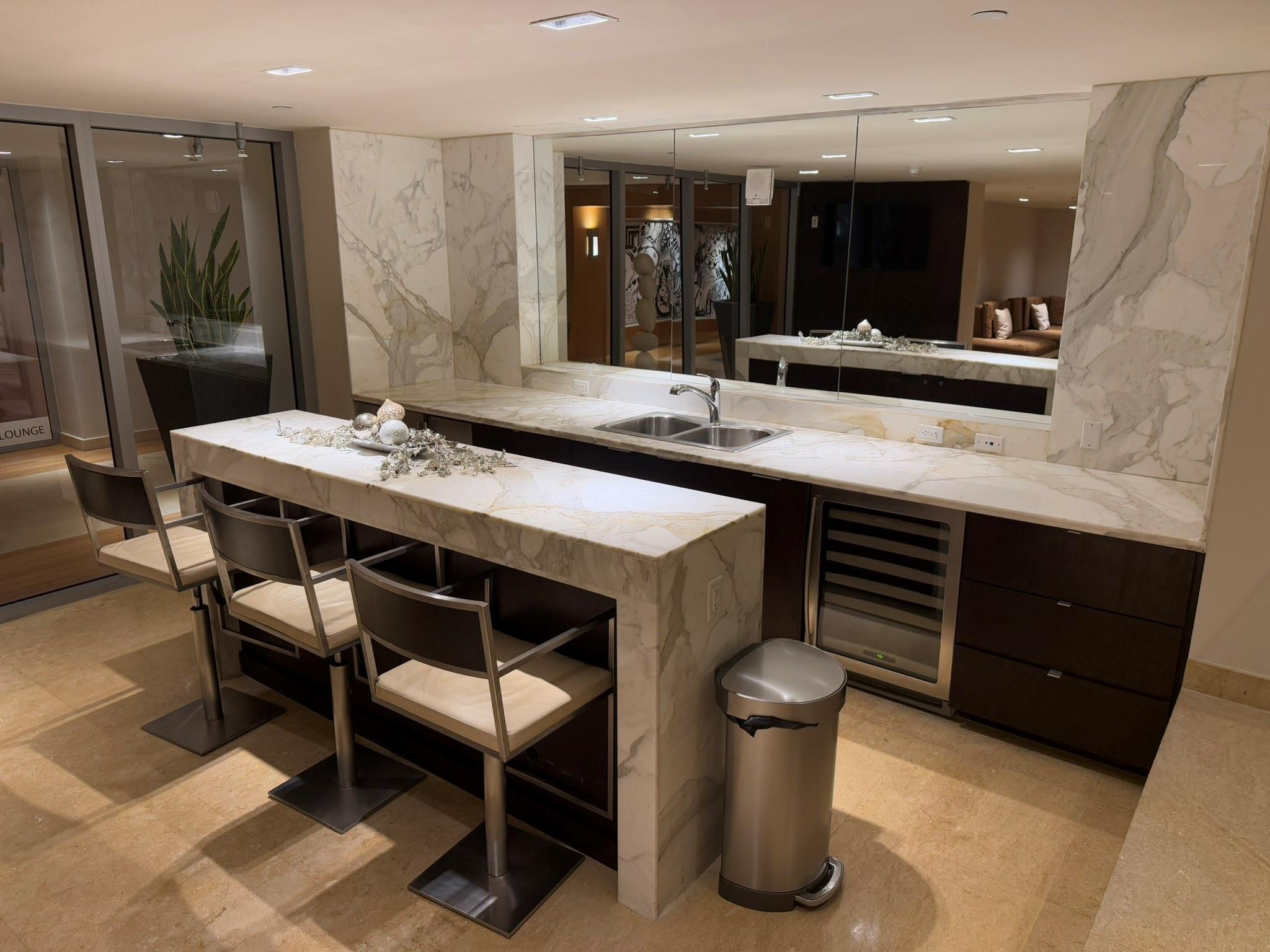 900 Biscayne #2807, Miami FL 33132