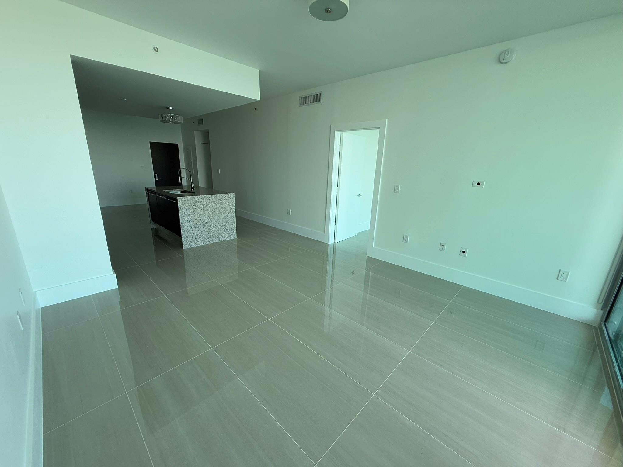 900 Biscayne #2807, Miami FL 33132