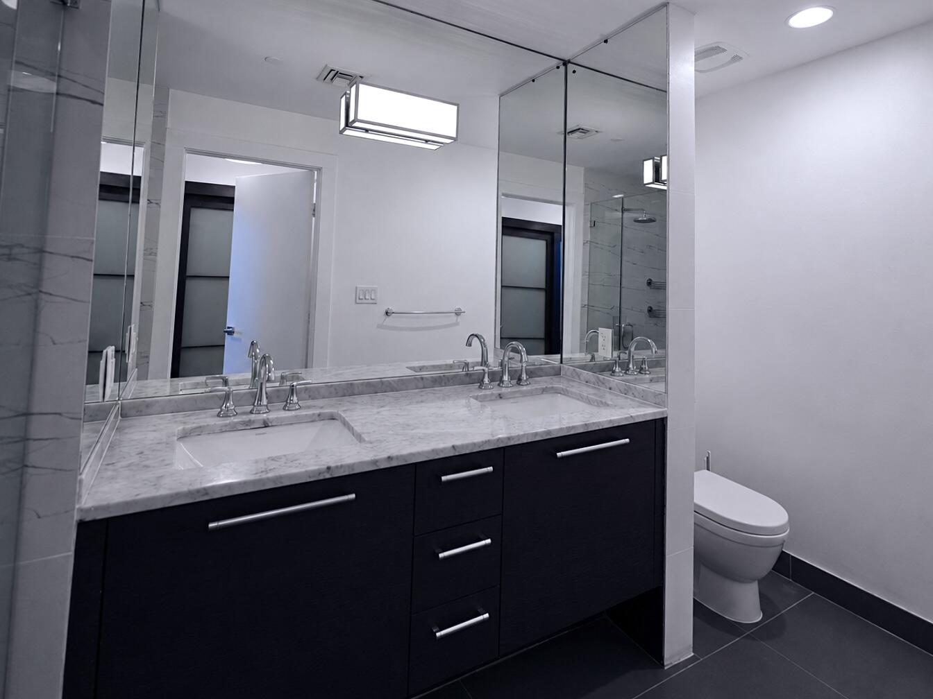 900 Biscayne #2807, Miami FL 33132