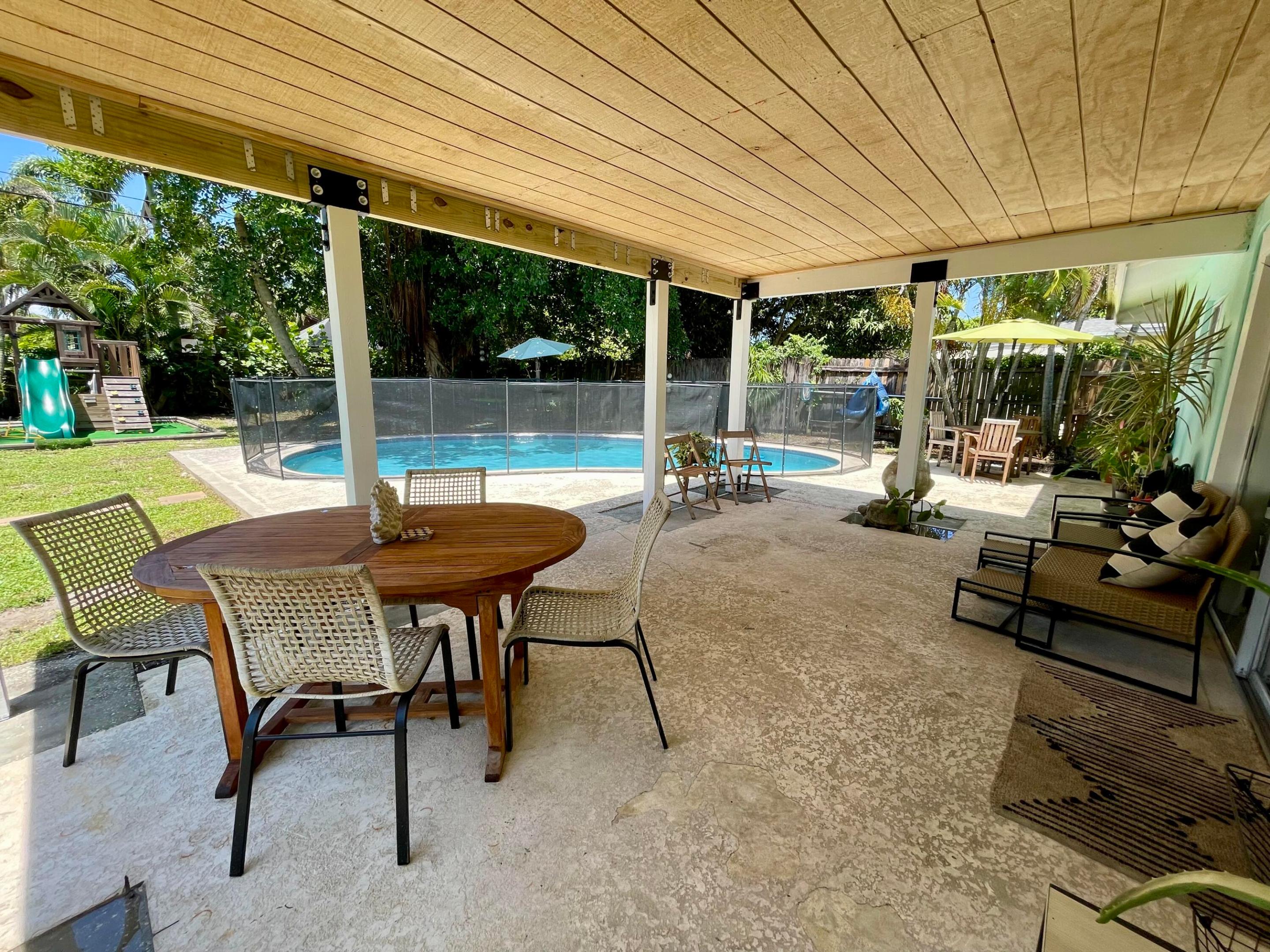 415 Beacon, Tequesta FL 33469