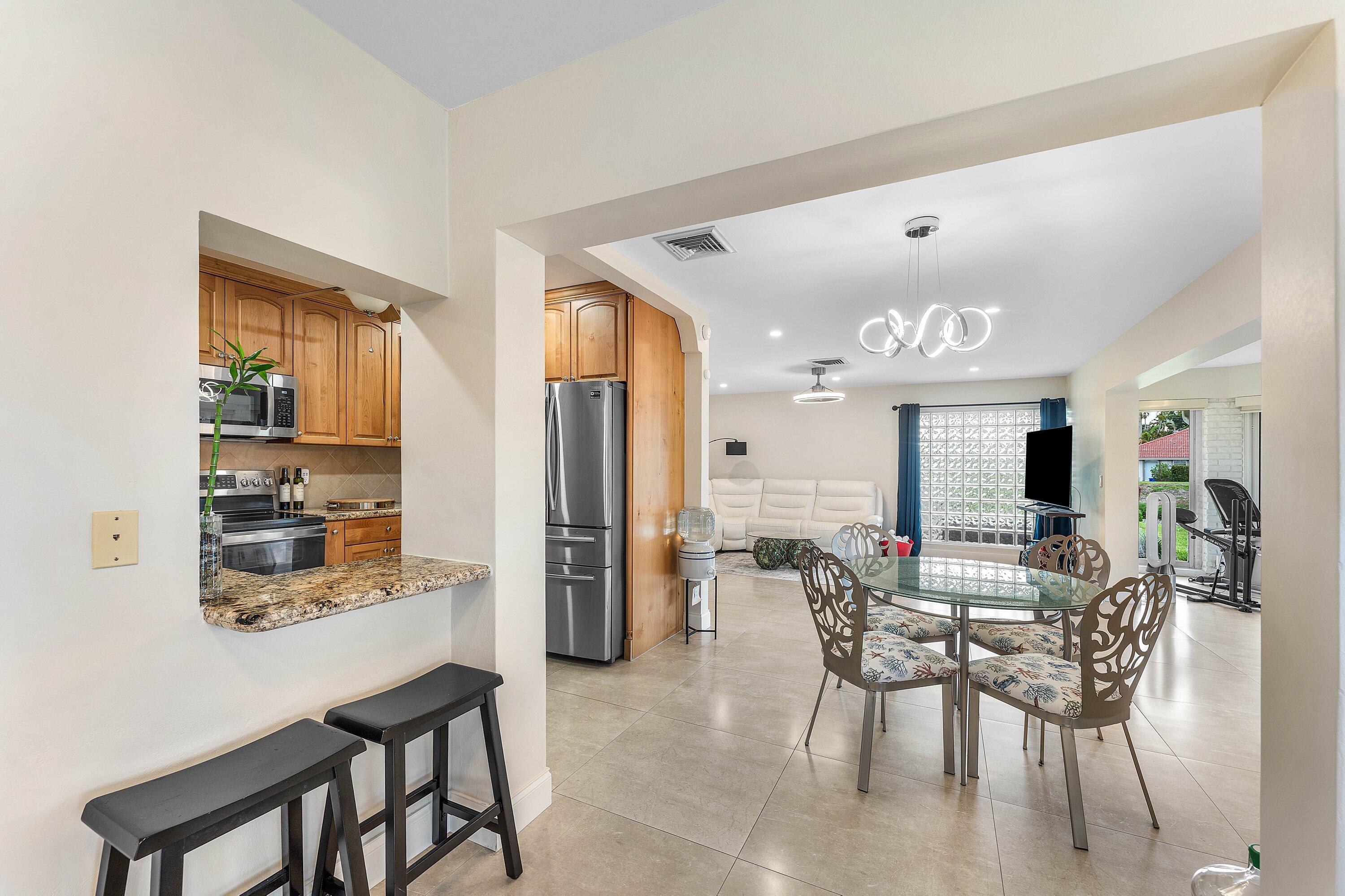 362 Yorktowne, Atlantis FL 33462