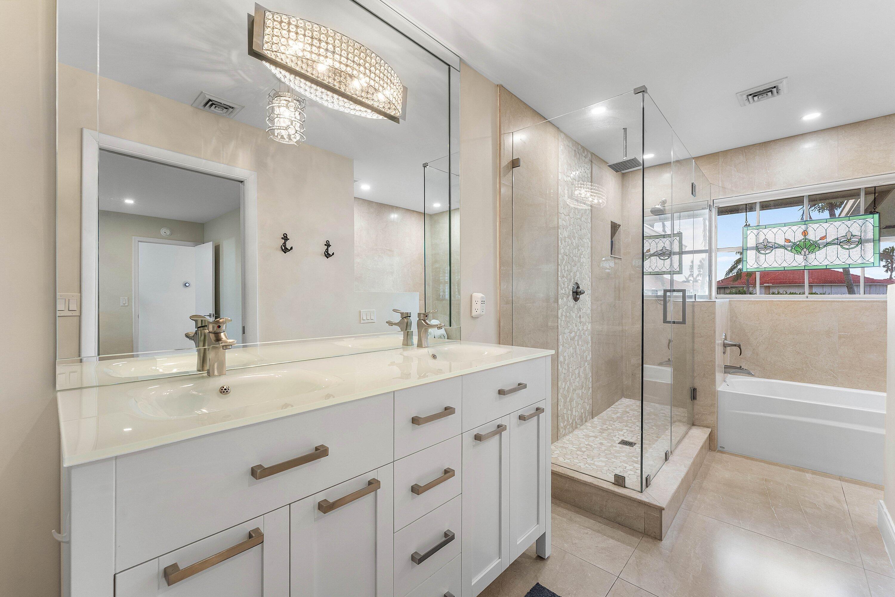 362 Yorktowne, Atlantis FL 33462