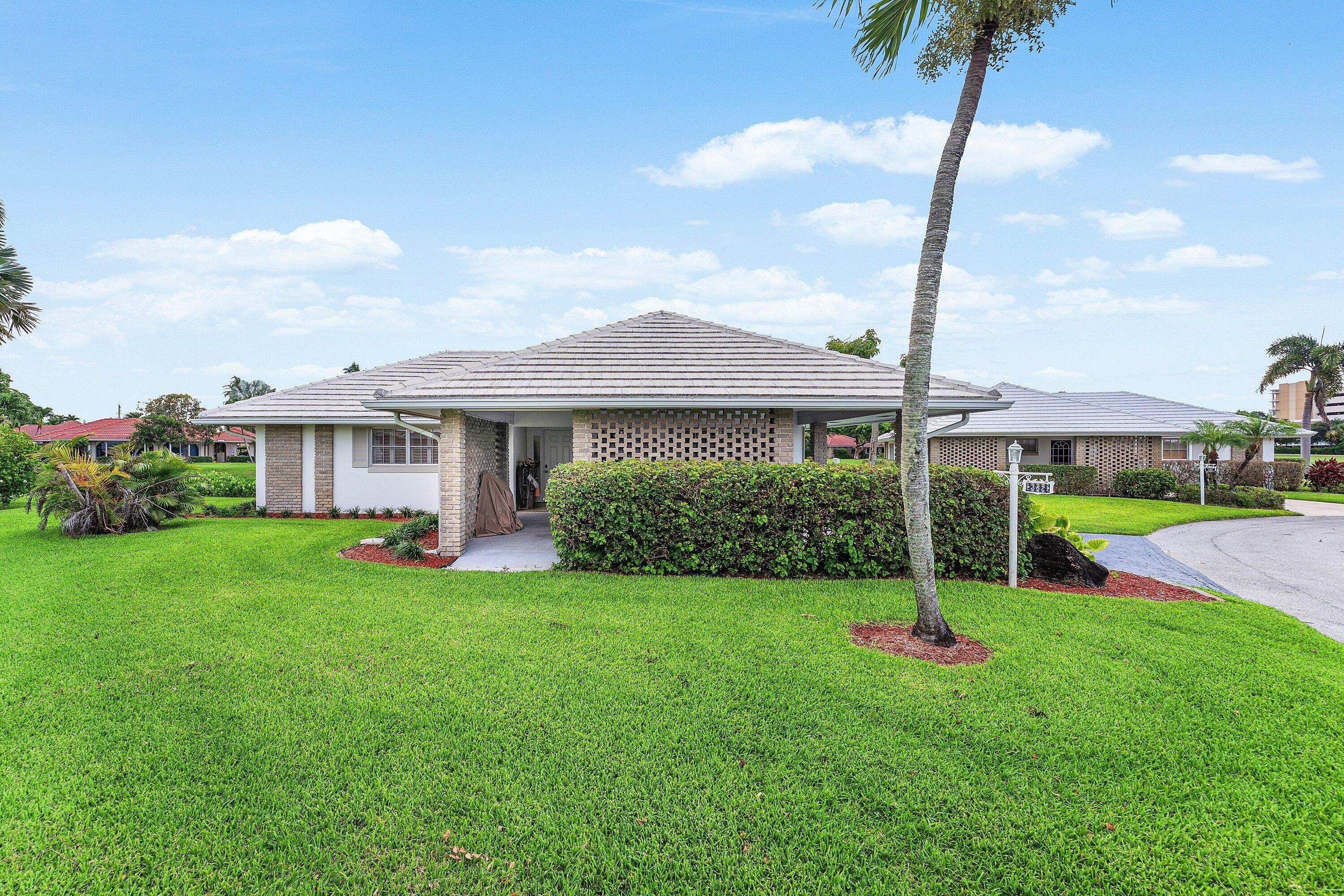 362 Yorktowne, Atlantis FL 33462