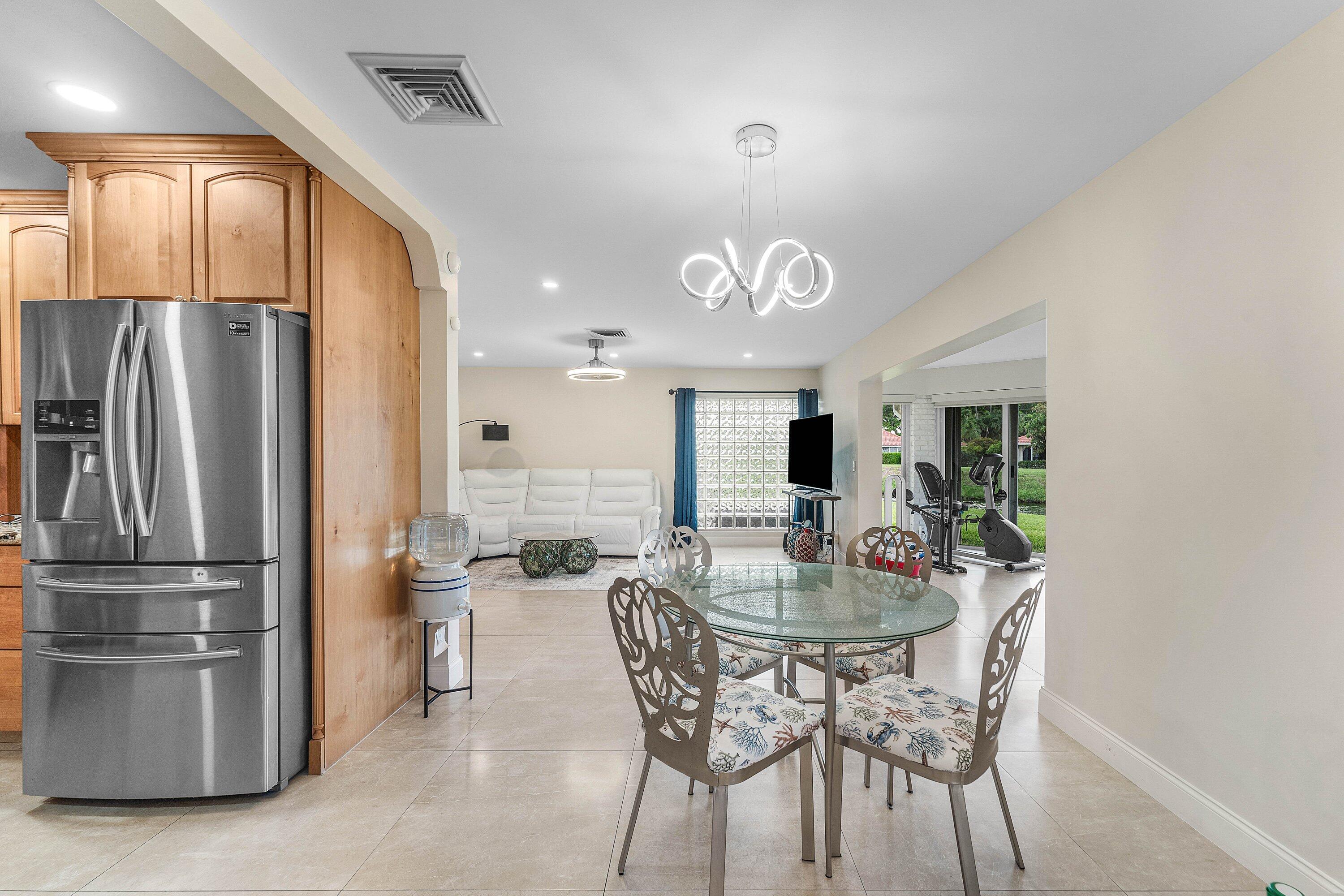 362 Yorktowne, Atlantis FL 33462