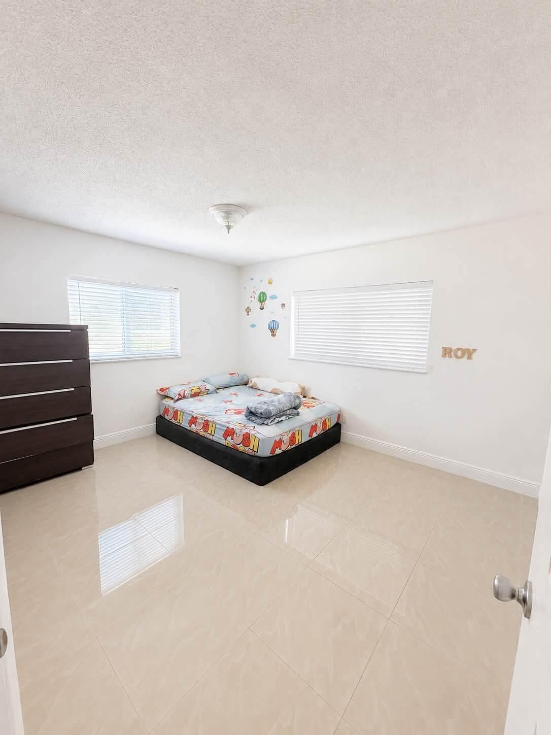4291 NW 42nd, Lauderdale Lakes FL 33319
