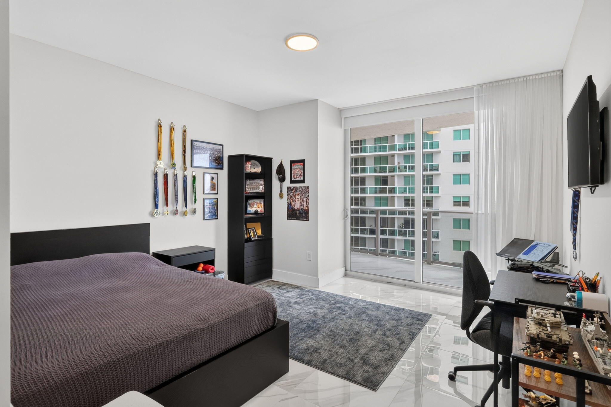 488 NE 18th #1515, Miami FL 33132