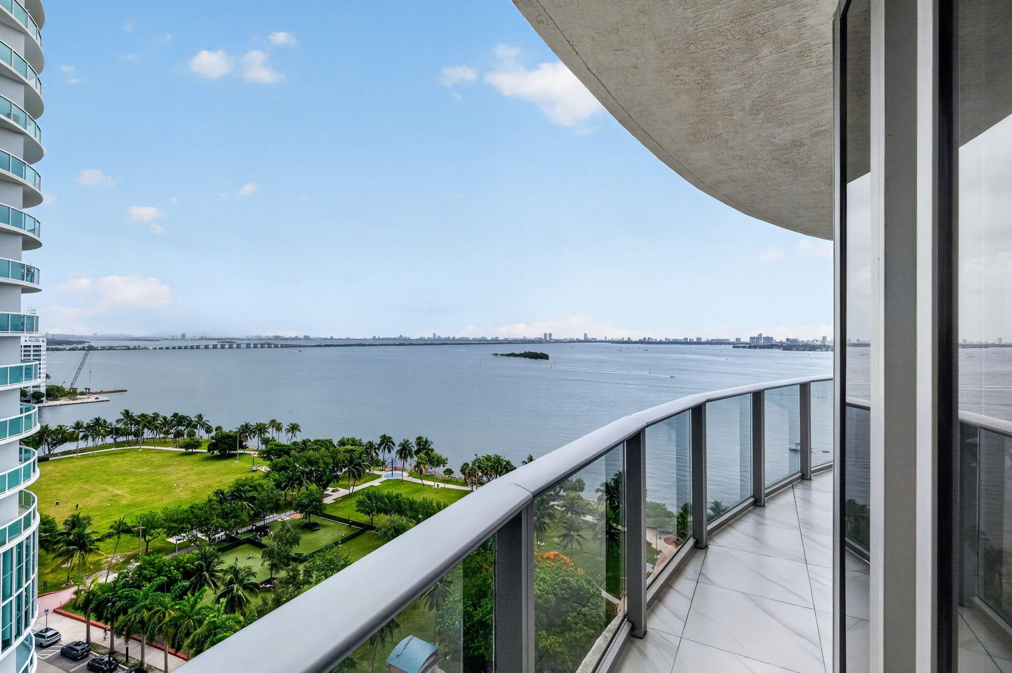 488 NE 18th #1515, Miami FL 33132