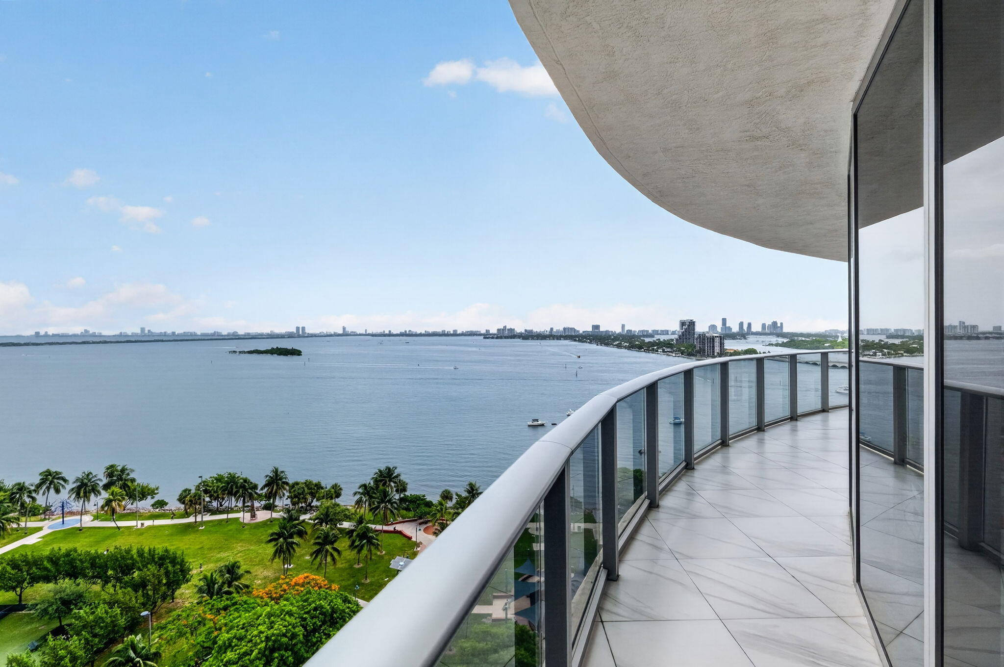 488 NE 18th #1515, Miami FL 33132