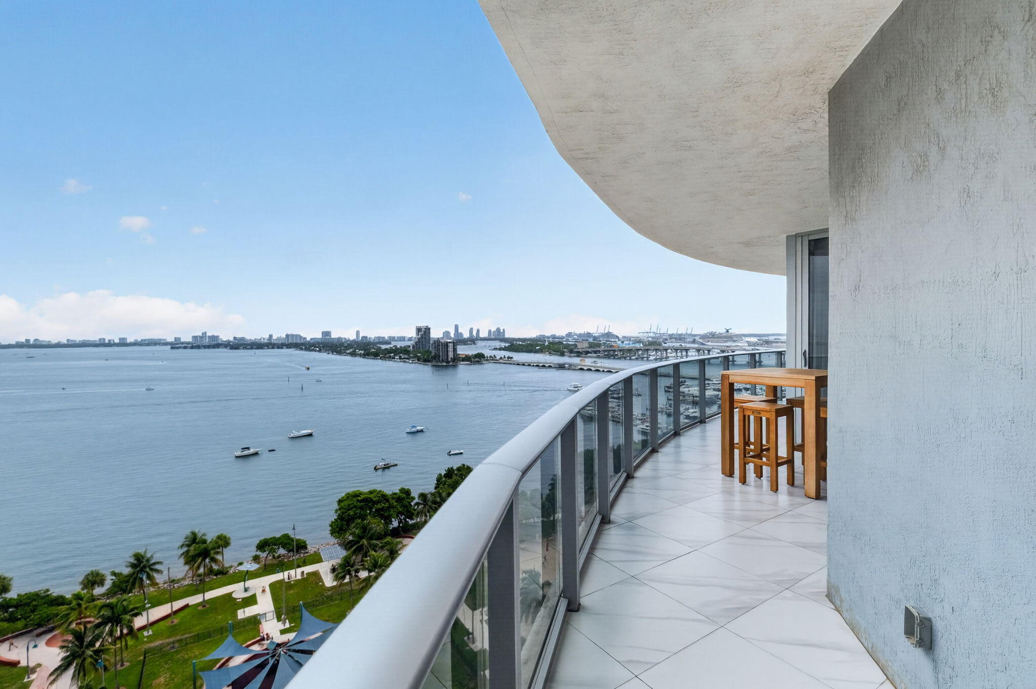 488 NE 18th #1515, Miami FL 33132