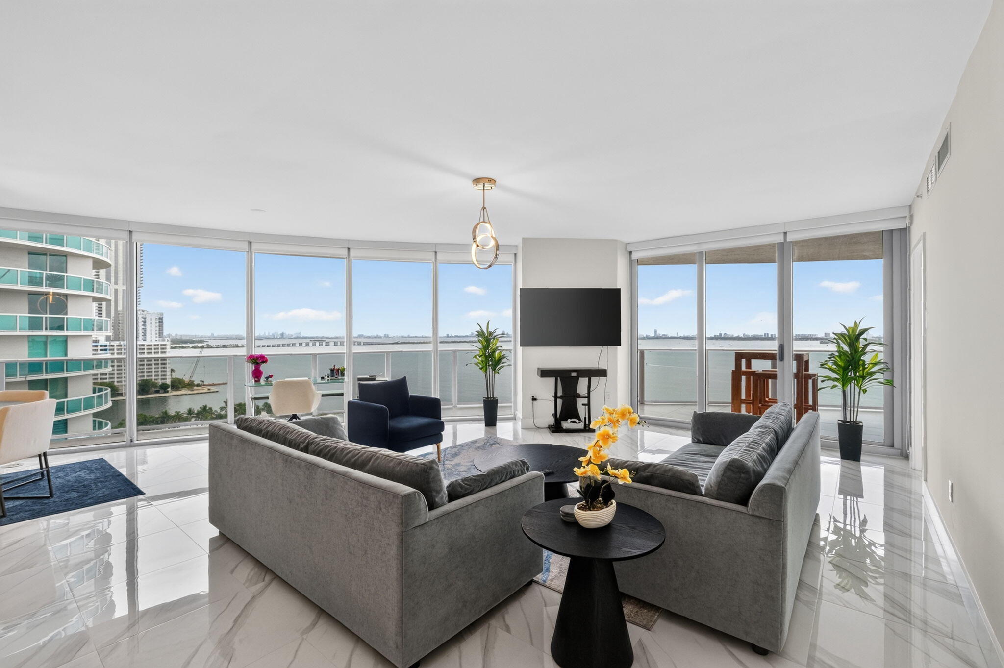 488 NE 18th #1515, Miami FL 33132