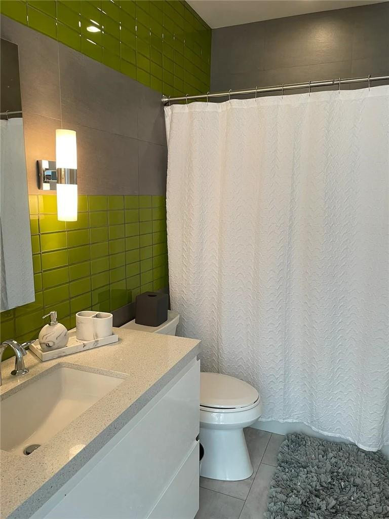 404 NE 13th, Fort Lauderdale FL 33301