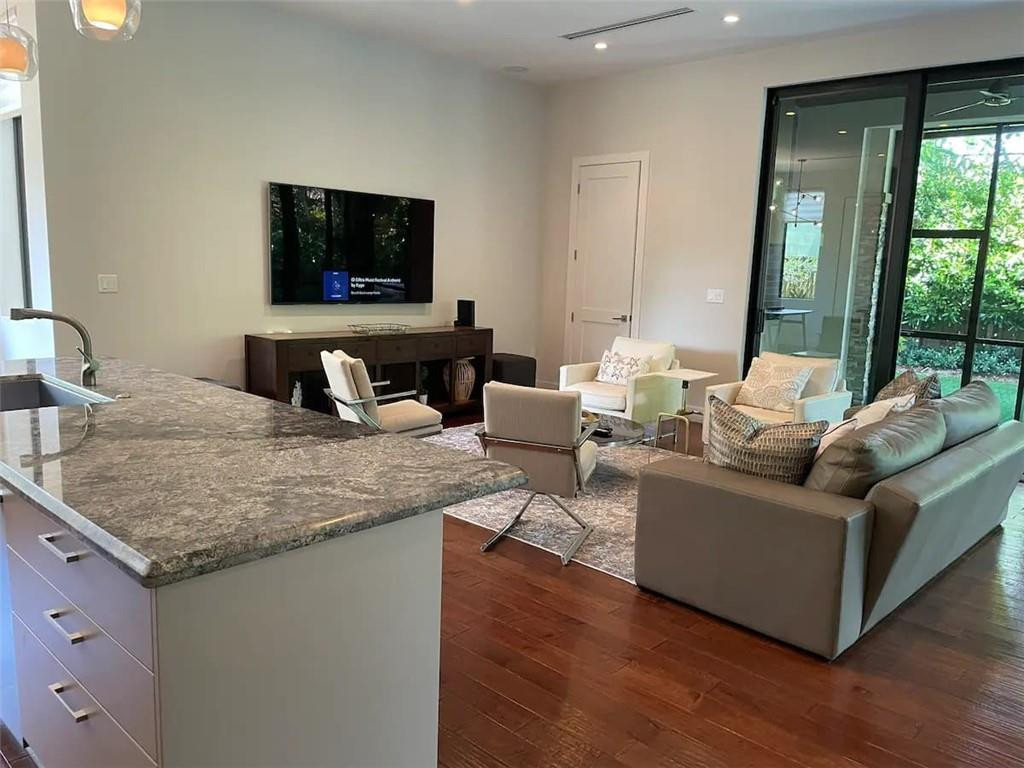 404 NE 13th, Fort Lauderdale FL 33301