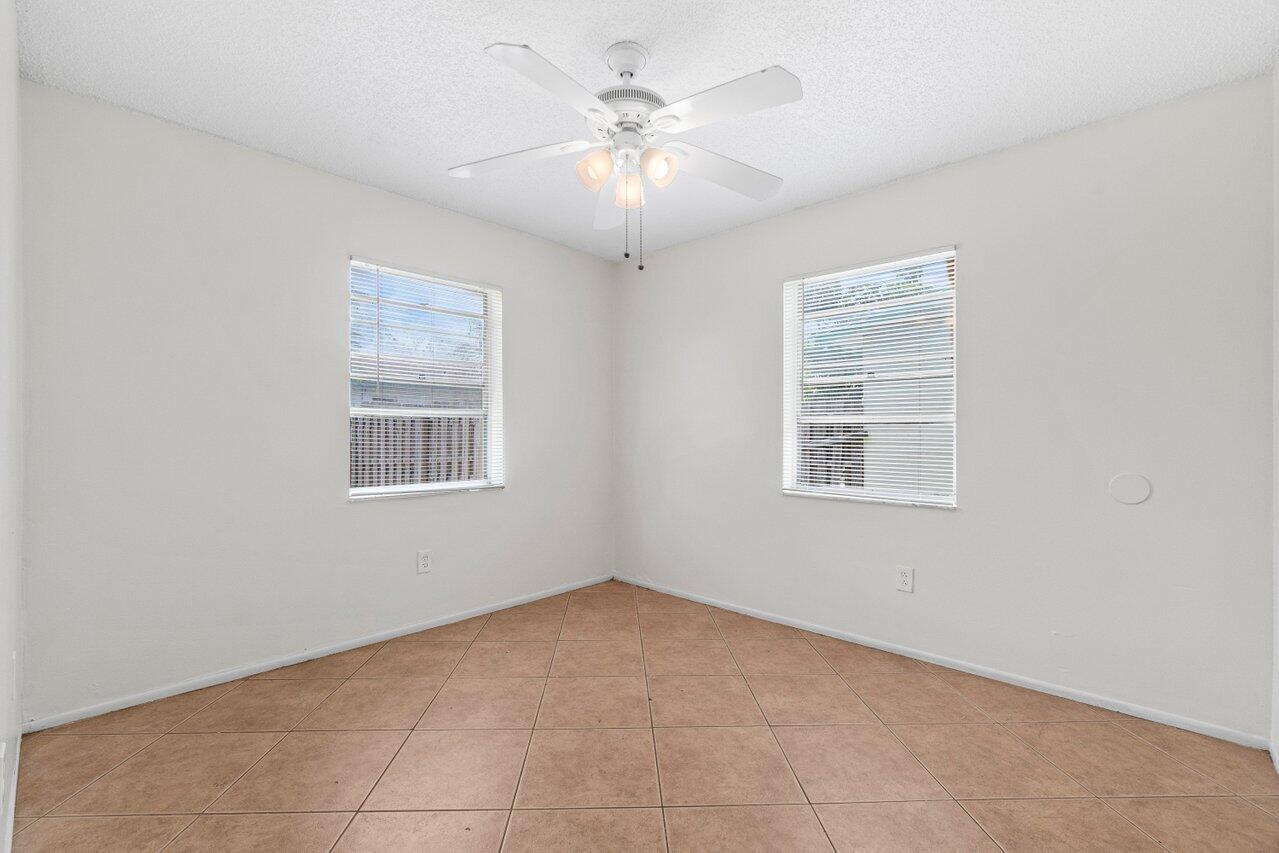 4764 Gulfstream, Lake Worth FL 33460