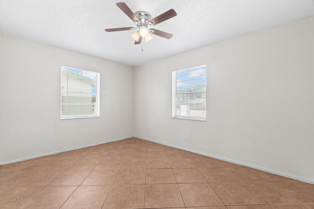 4764 Gulfstream, Lake Worth FL 33460