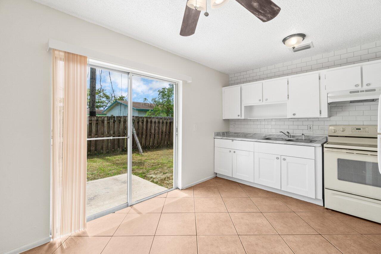 4764 Gulfstream, Lake Worth FL 33460