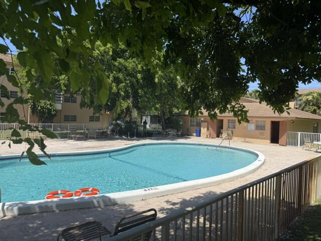 4141 NW 26th, Lauderhill FL 33313