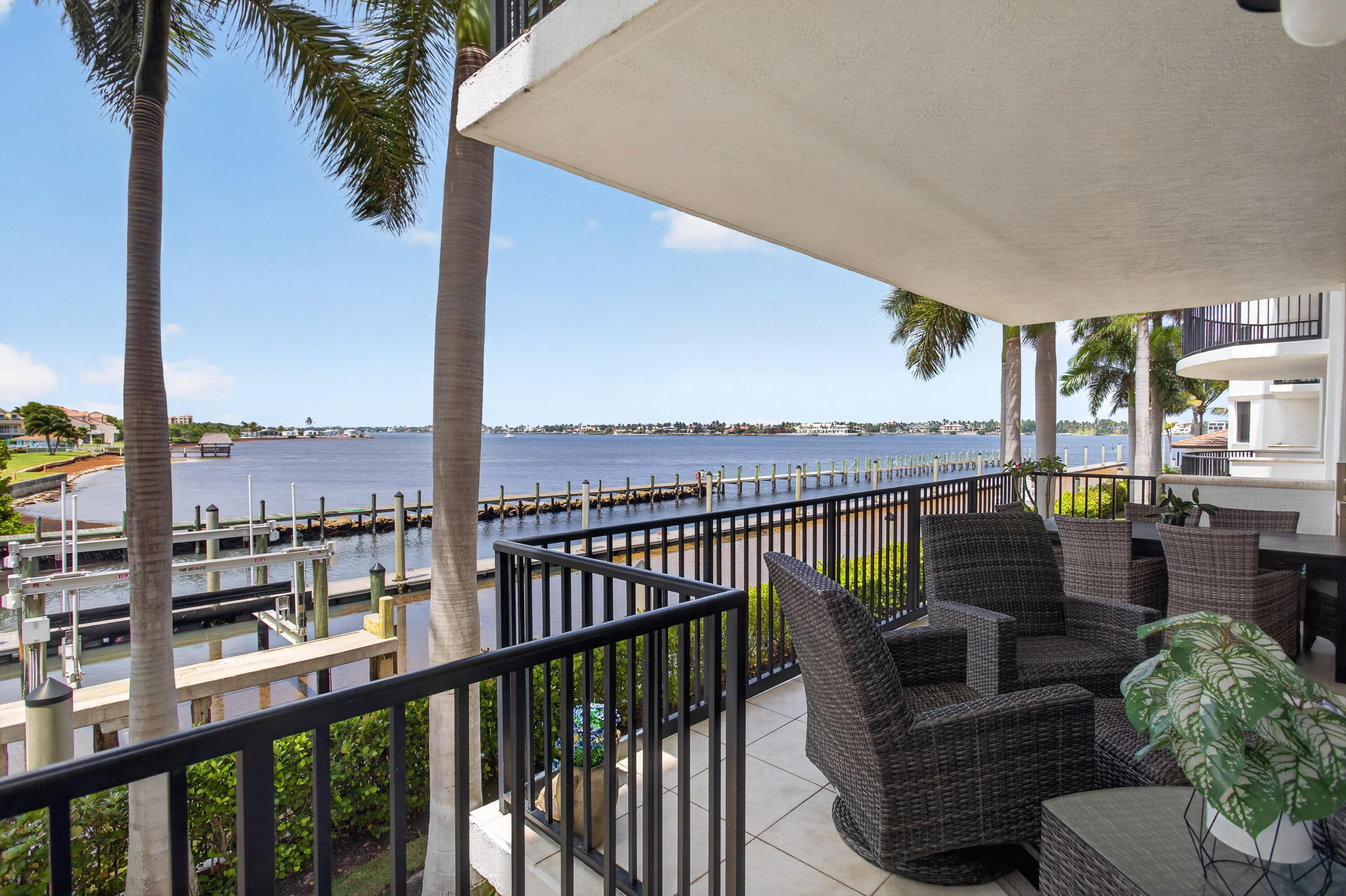 2700 S Federal #203, Boynton Beach FL 33435