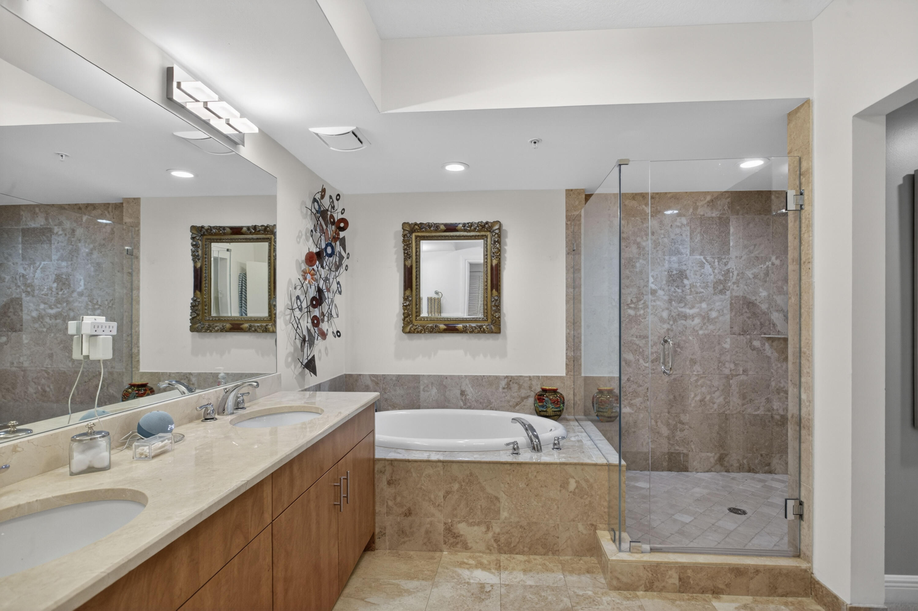 2700 S Federal #203, Boynton Beach FL 33435