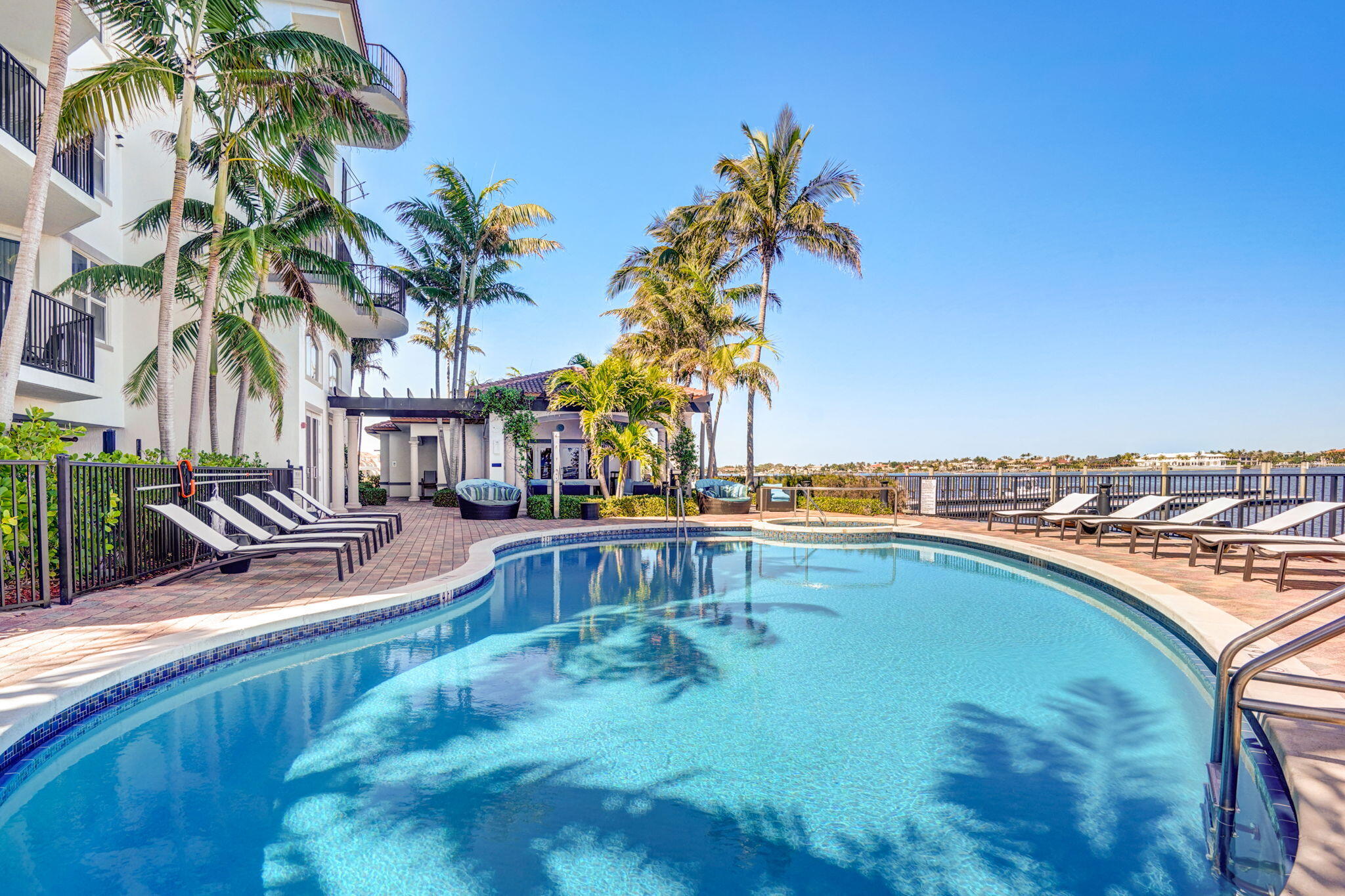2700 S Federal #203, Boynton Beach FL 33435