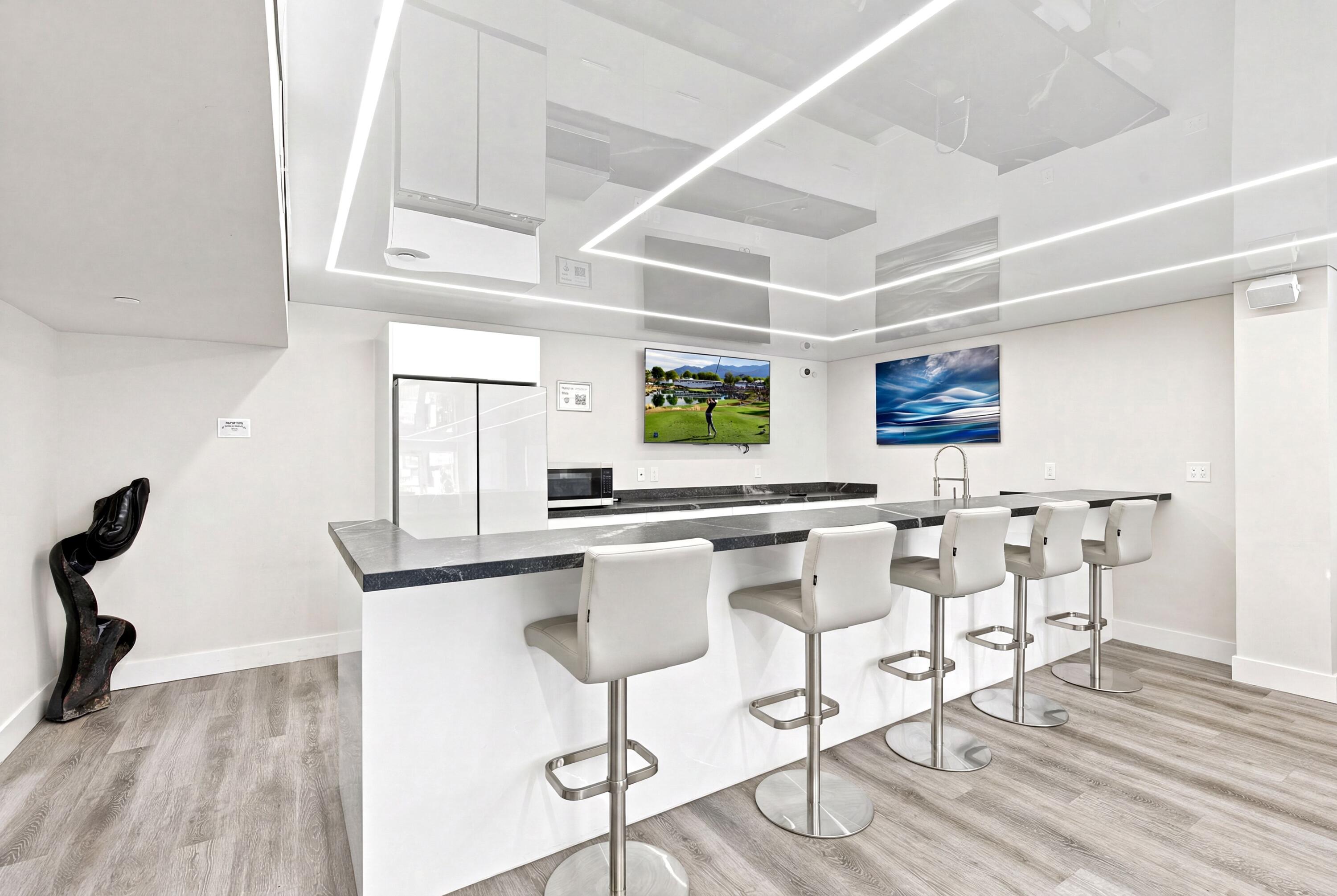 340 Sunset #1502, Fort Lauderdale FL 33301
