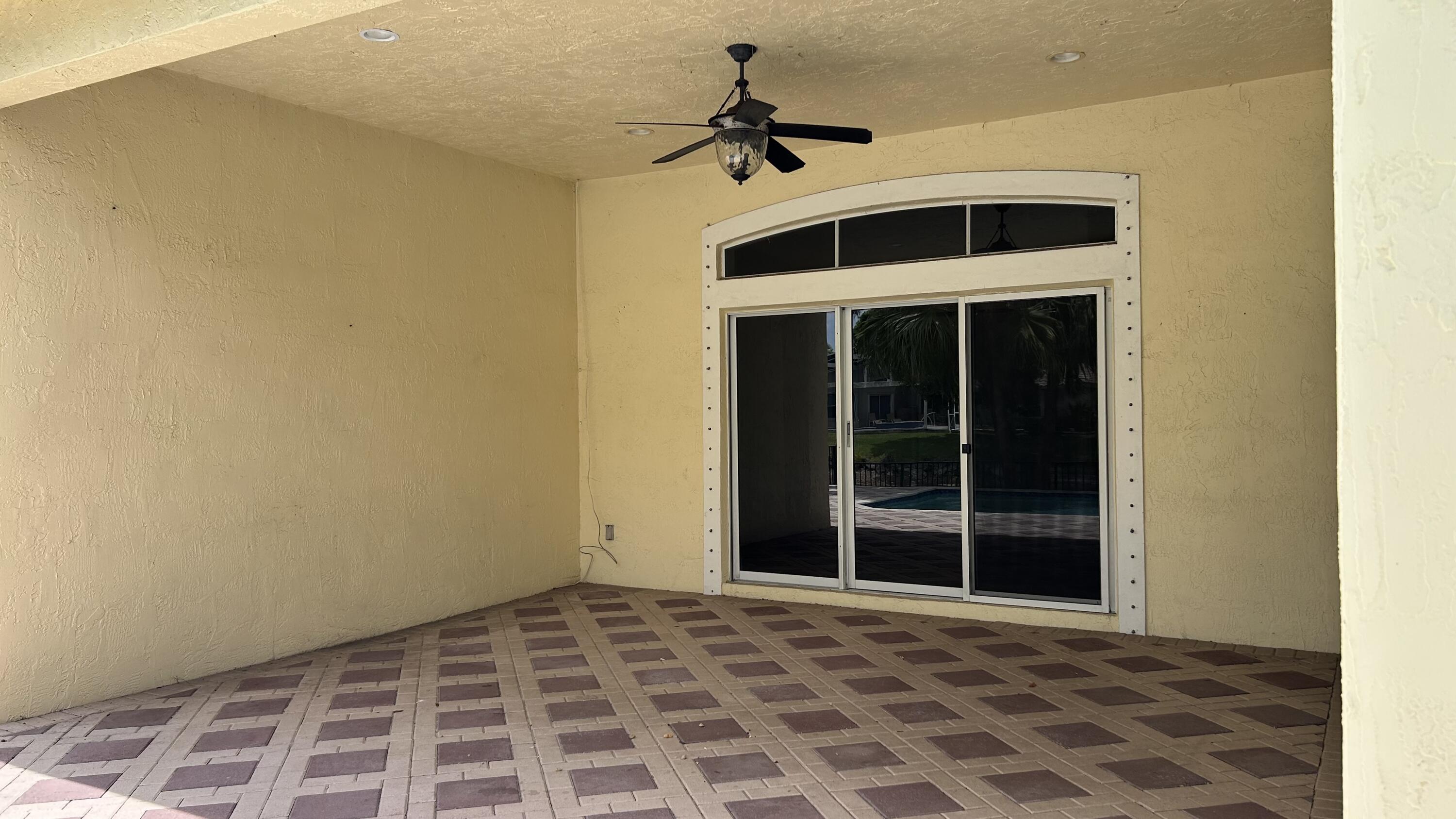 8192 NW 42nd, Coral Springs FL 33065