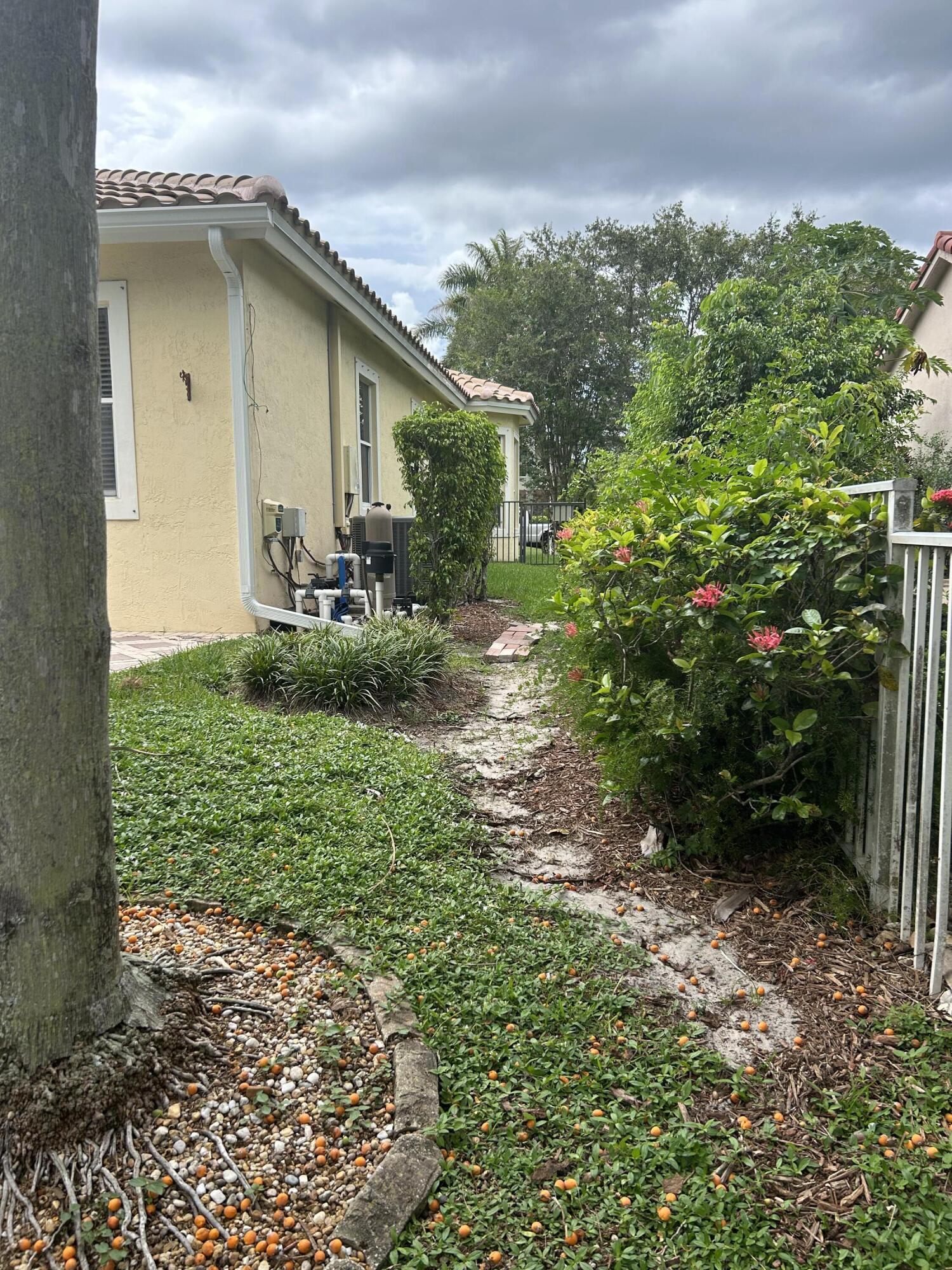 8192 NW 42nd, Coral Springs FL 33065