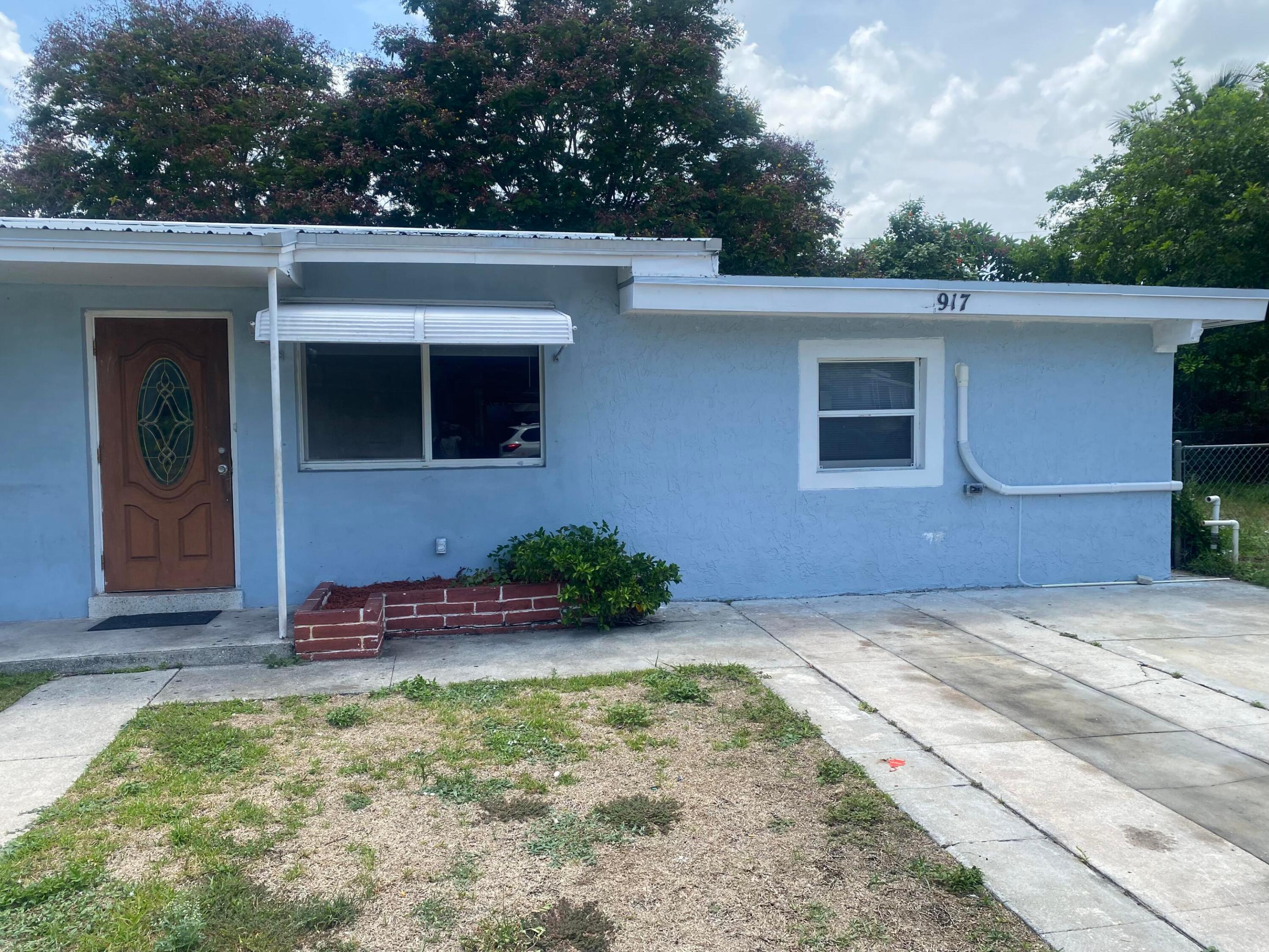 917 S Ridge, Lake Worth FL 33460