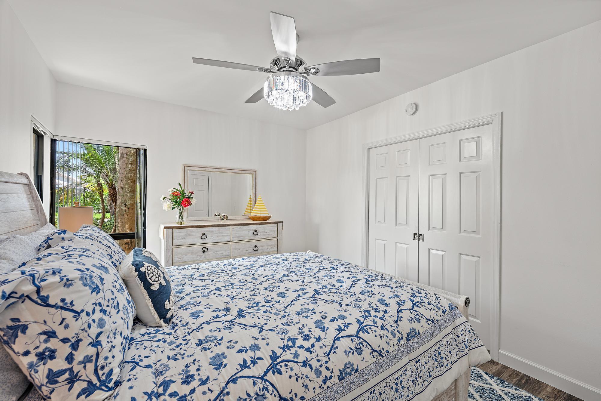111 Waterview #1110, Palm Beach Gardens FL 33418