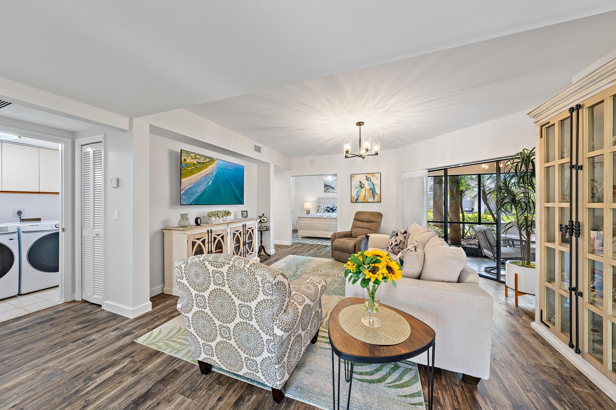 111 Waterview #1110, Palm Beach Gardens FL 33418