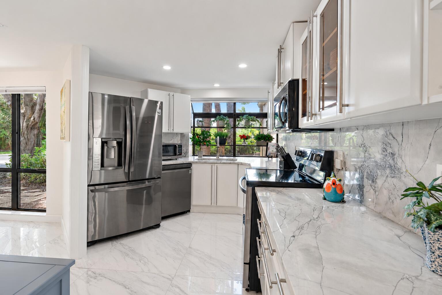 111 Waterview #1110, Palm Beach Gardens FL 33418