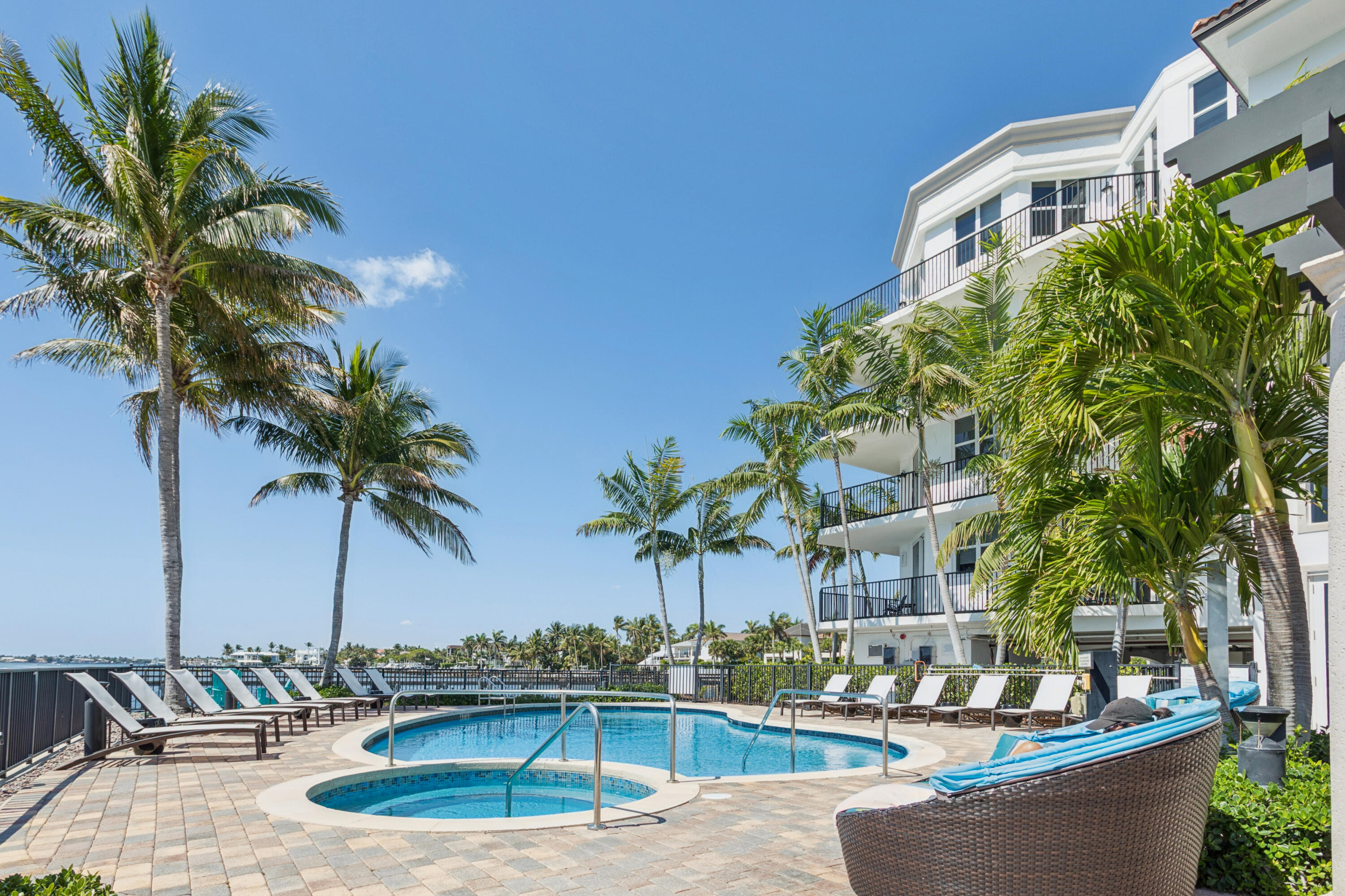 2700 N Federal #401, Boynton Beach FL 33435