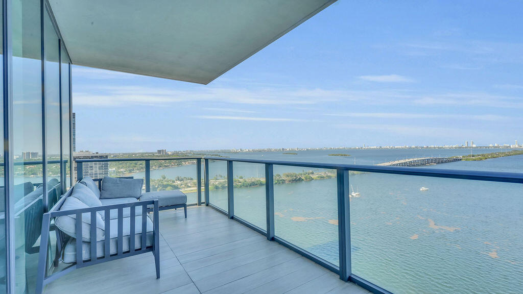 3131 NE 7th #2206, Miami FL 33137