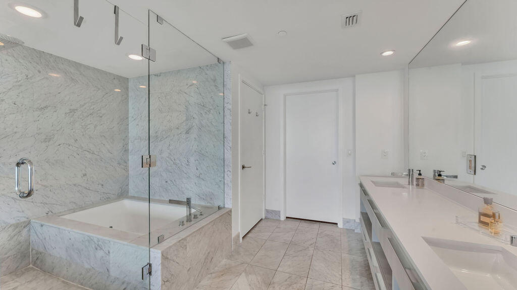 3131 NE 7th #2206, Miami FL 33137