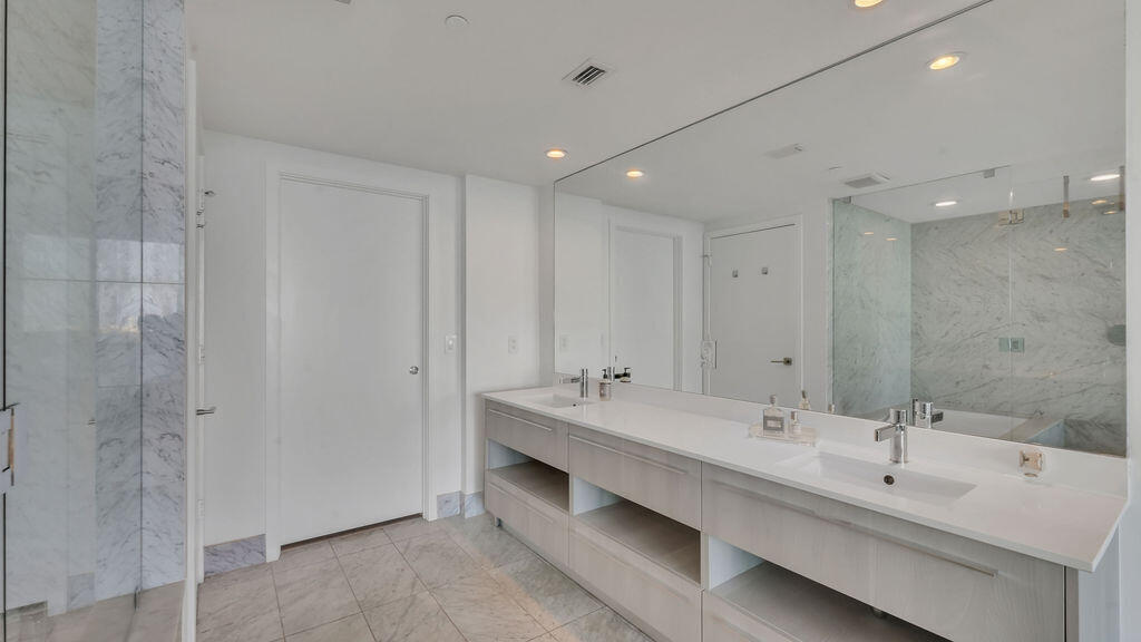 3131 NE 7th #2206, Miami FL 33137