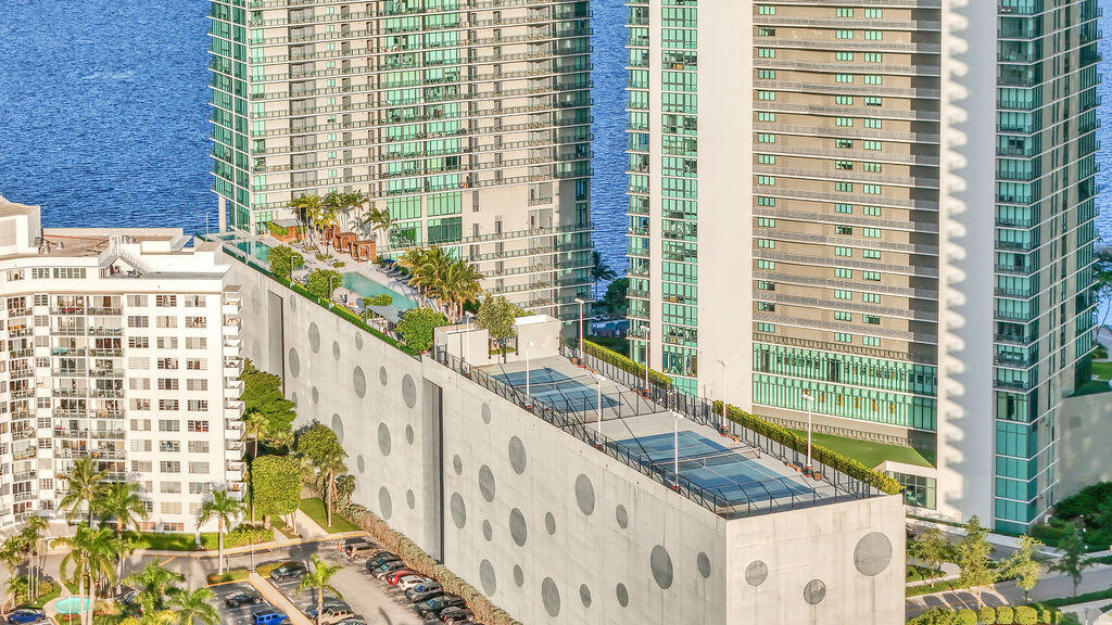 3131 NE 7th #2206, Miami FL 33137