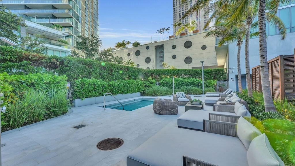 3131 NE 7th #2206, Miami FL 33137