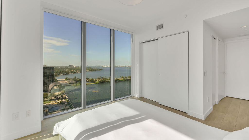 3131 NE 7th #2206, Miami FL 33137