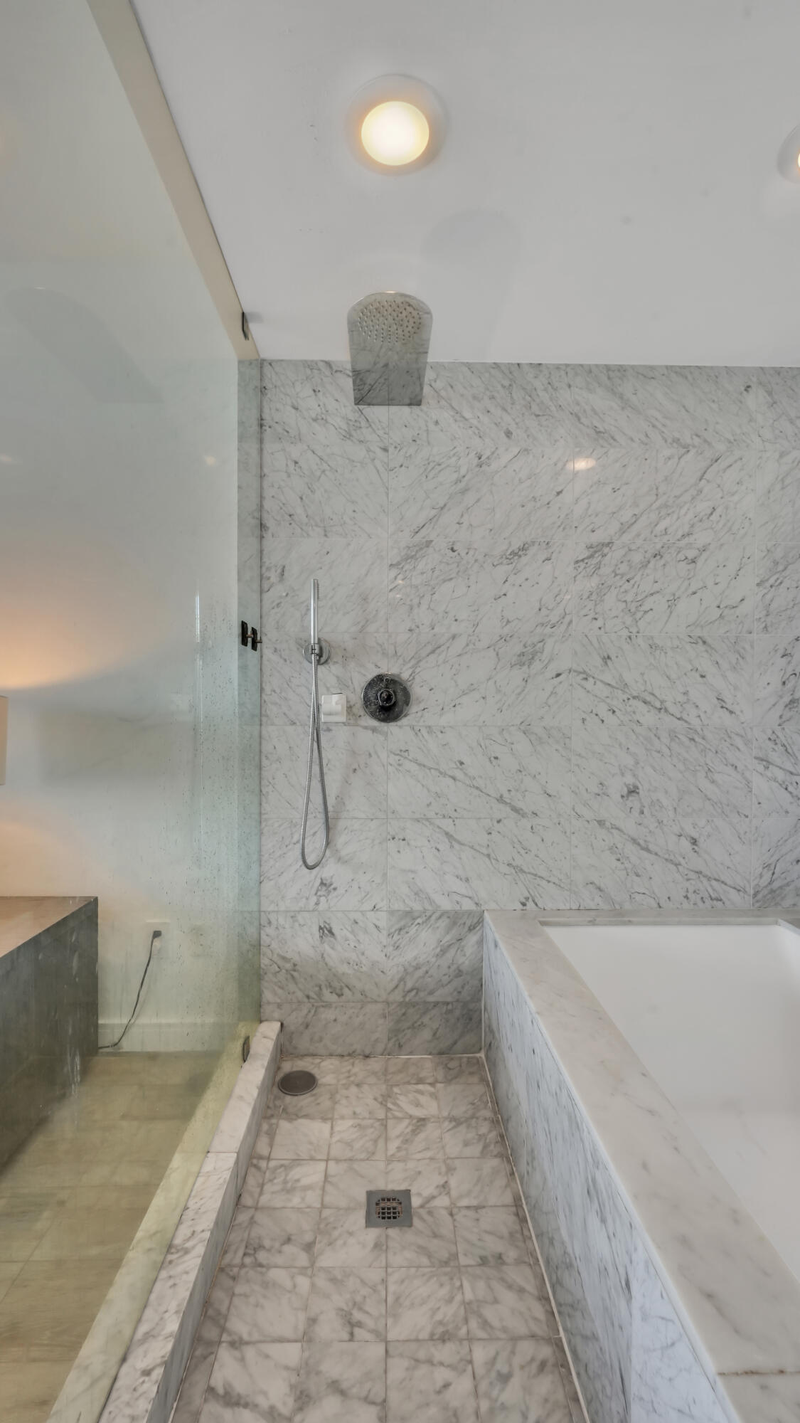 3131 NE 7th #2206, Miami FL 33137